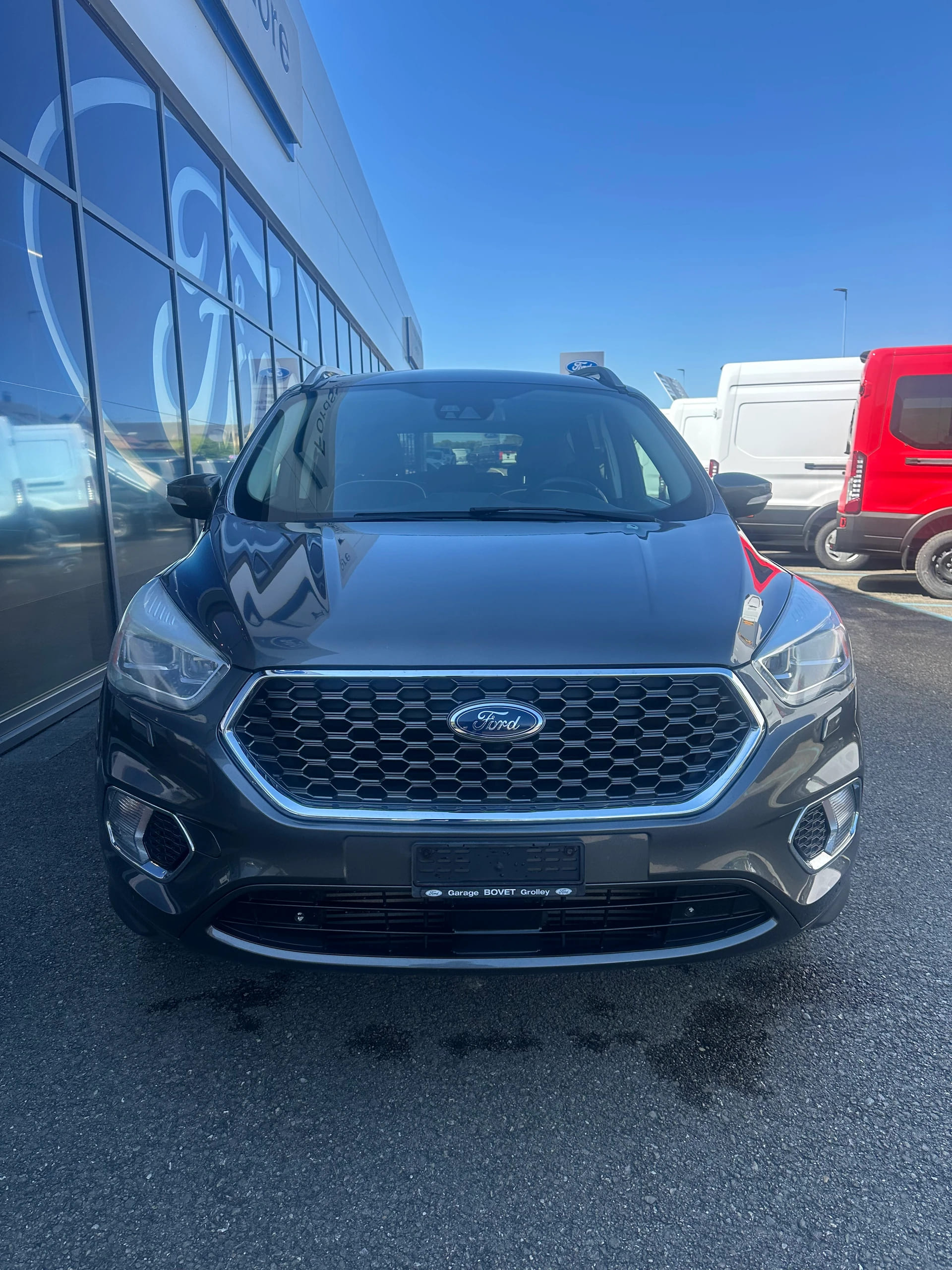 FORD Kuga 2.0 TDCi 180 Vignale FPS-image-8
