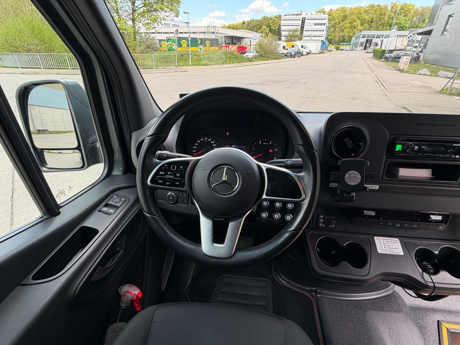 MERCEDES-BENZ Sprinter 519 CDI 19+1 seater-image-15