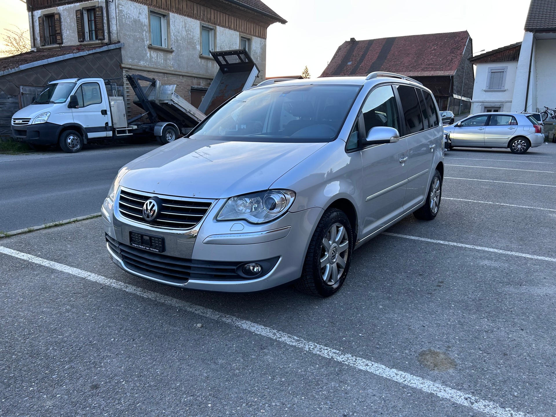 VW Touran 1.4 TSI Trendline-image-1