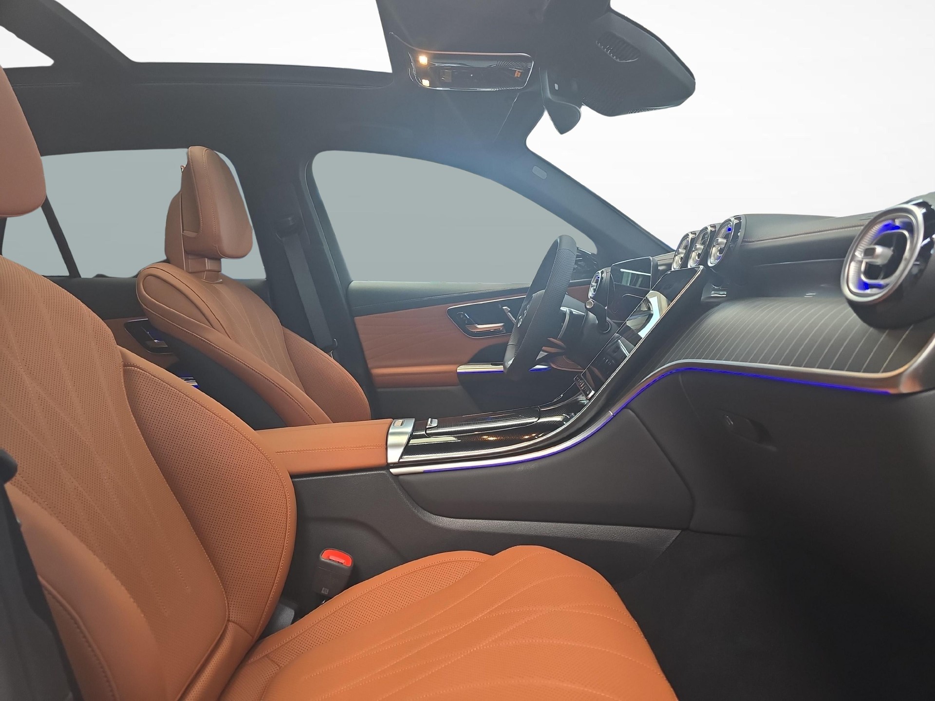 MERCEDES-BENZ GLC 400 e EQ Star AMG Line 4matic-image-6