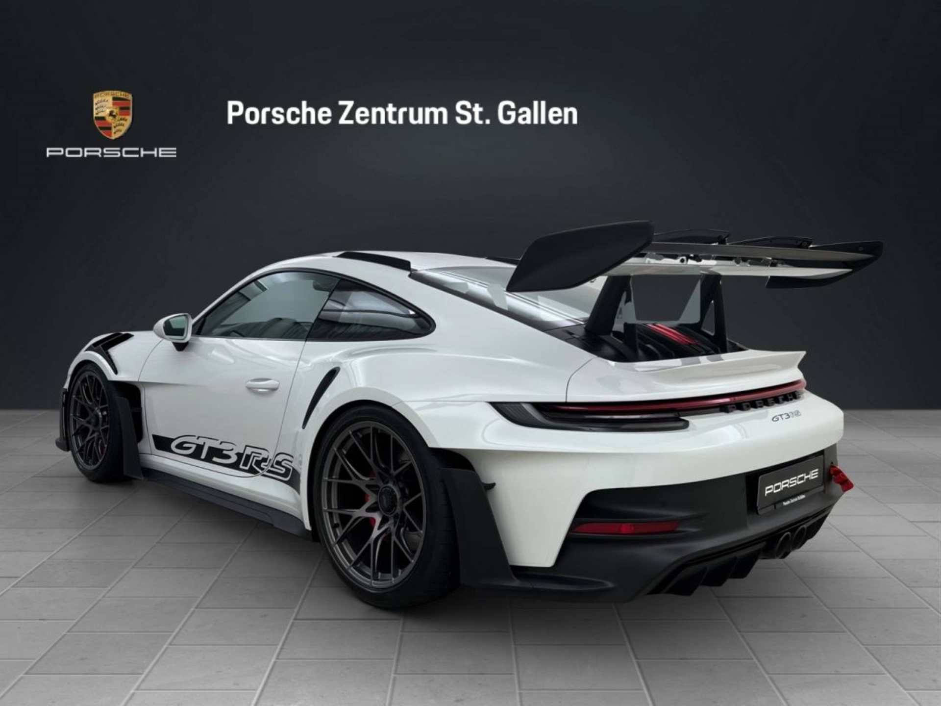 PORSCHE 911 GT3 RS-image-5
