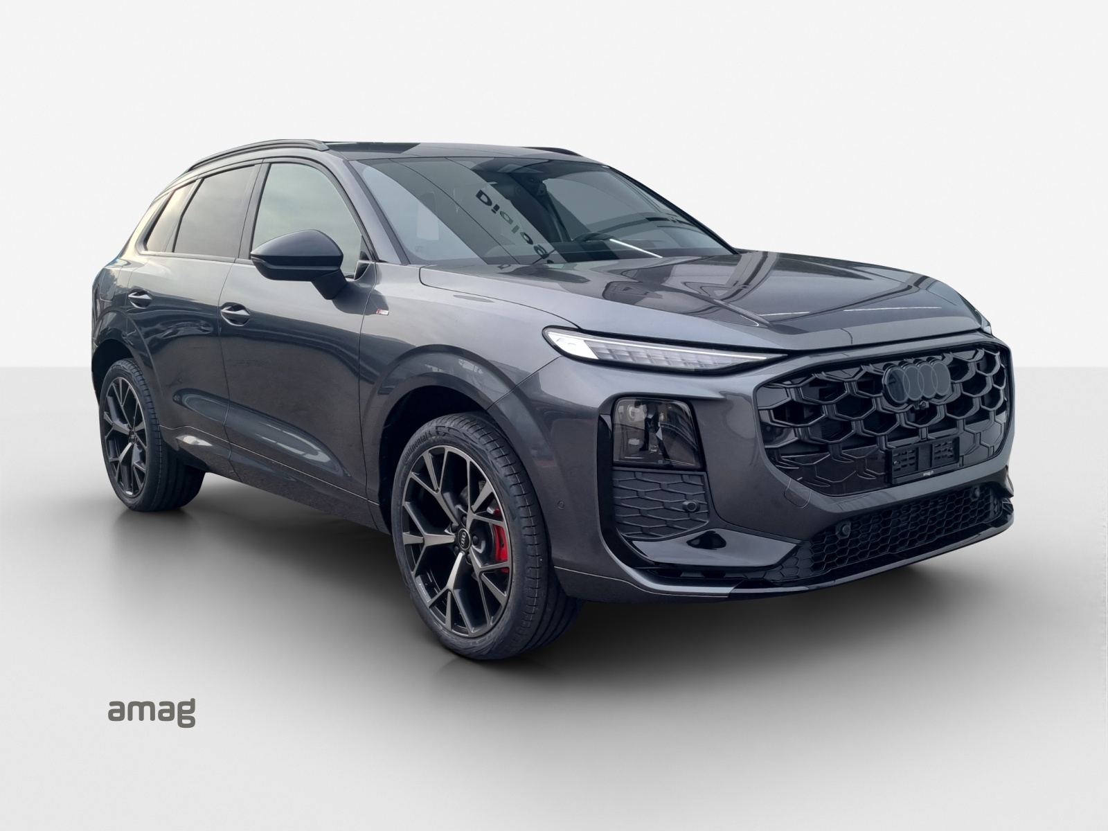 AUDI Q3 SUV e-hybrid 200 kW S tronig-image-5