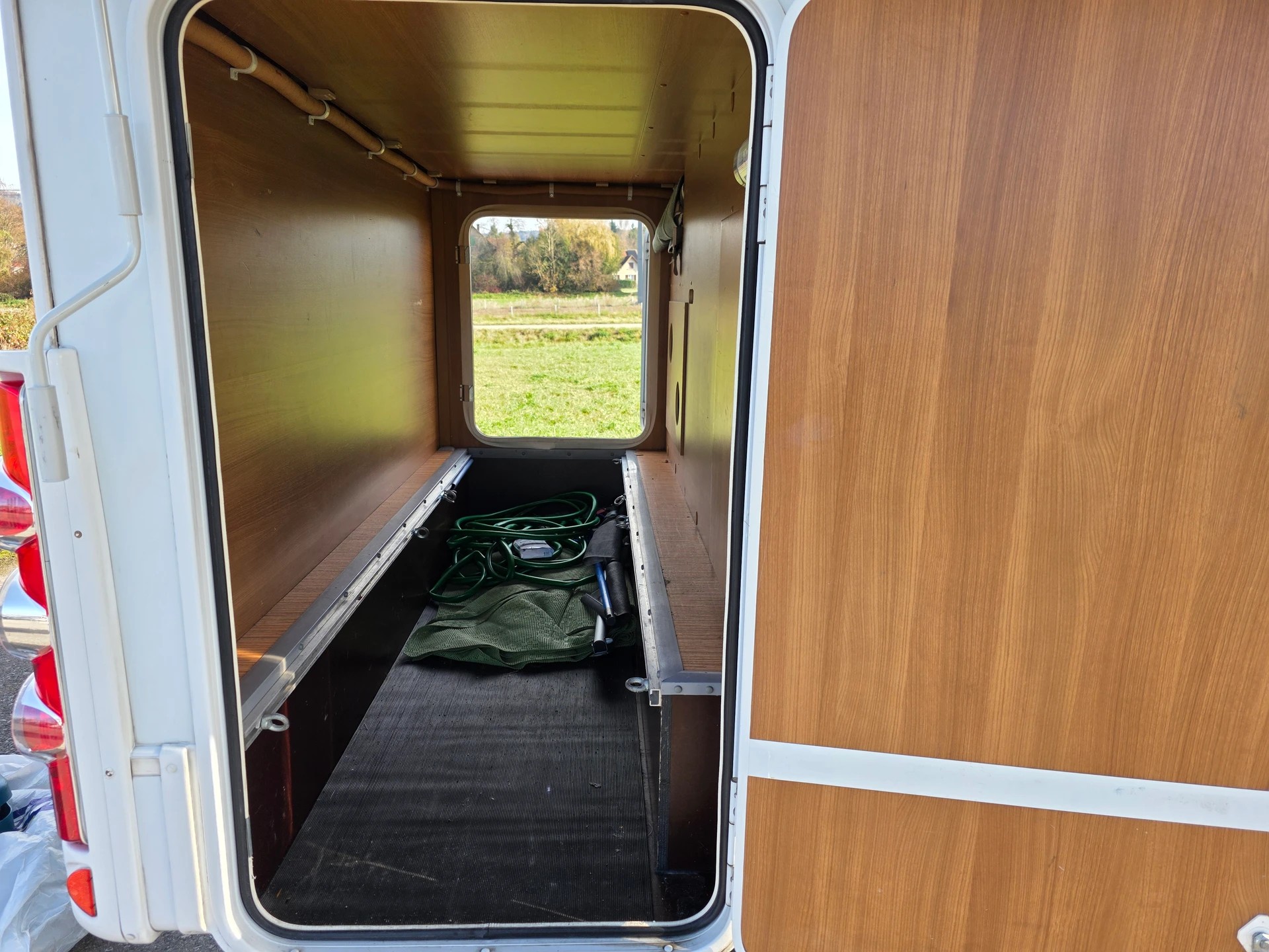 FIAT Ducato Capron Carado T134 Kompakt * Küche * Klima * WC/Dusche * TV * 2 Betten *-image-29