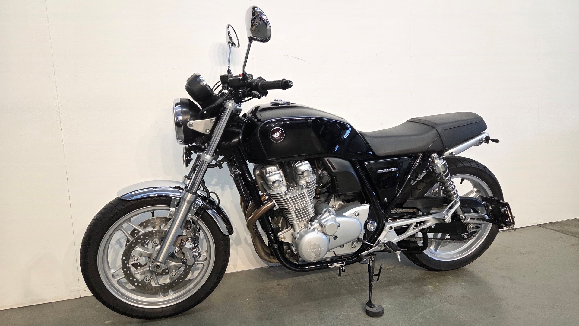 HONDA CB 1100 A ABS-showroom-element-3