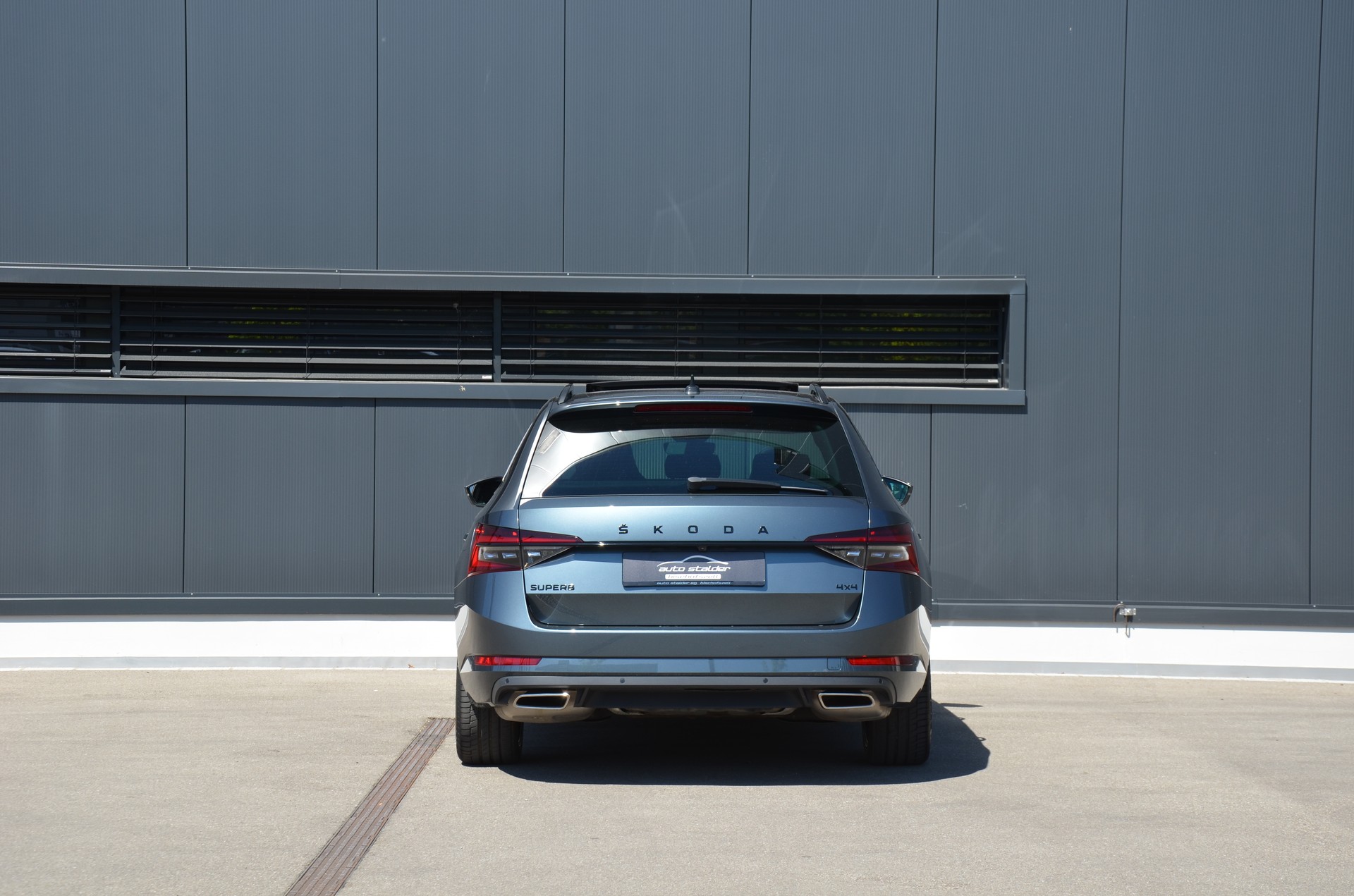 SKODA Superb Combi 2.0 TSI SportLine Plus 4x4 DSG-image-7