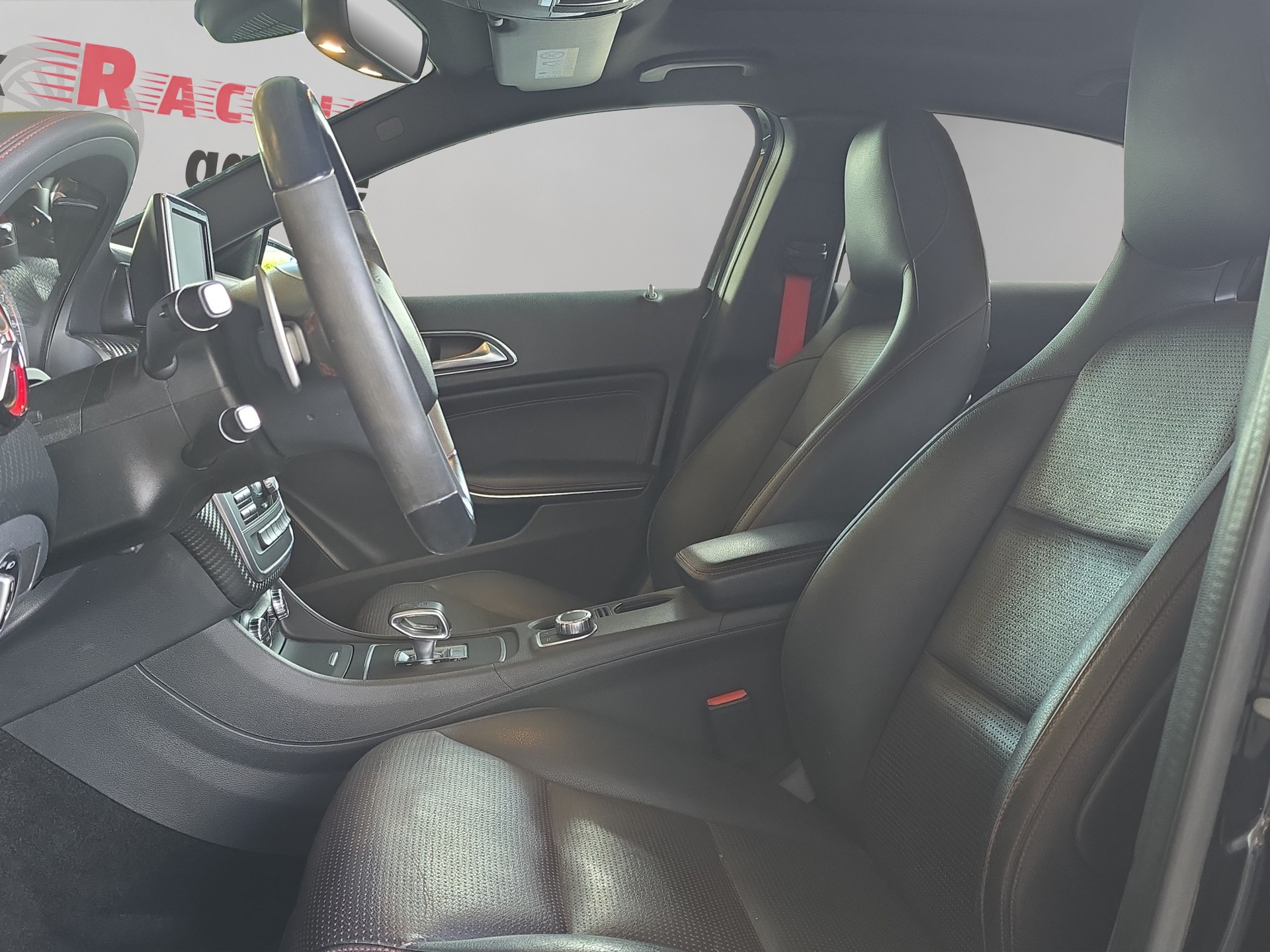 MERCEDES-BENZ A 45 AMG 4Matic Speedshift 7G-DCT-image-8
