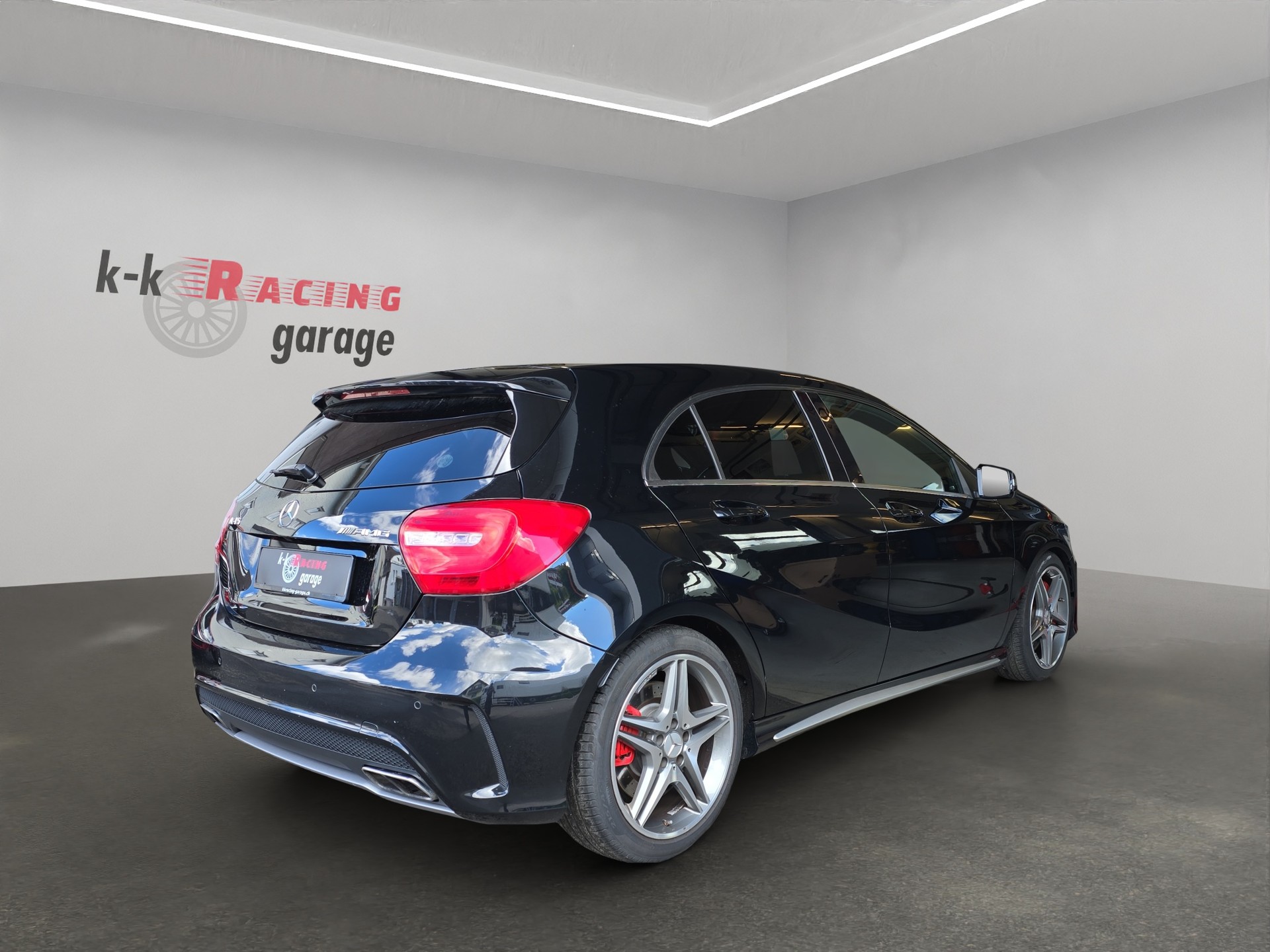 MERCEDES-BENZ A 45 AMG 4Matic Speedshift 7G-DCT-image-3