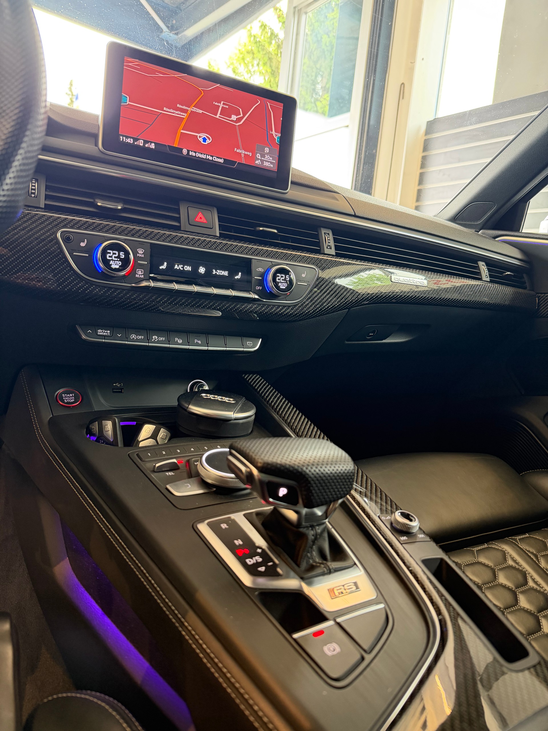 AUDI RS4 Avant 2.9 V6 TFSI quattro T-Tronic-image-15