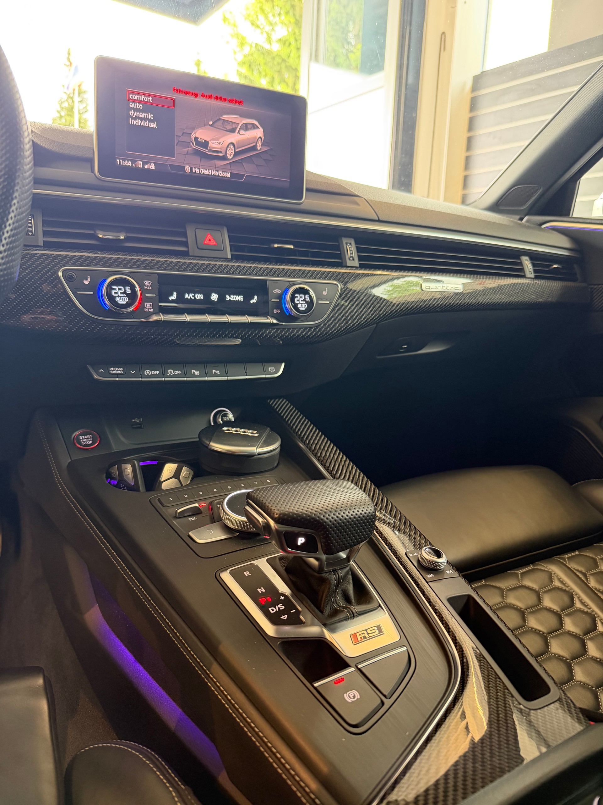 AUDI RS4 Avant 2.9 V6 TFSI quattro T-Tronic-image-14
