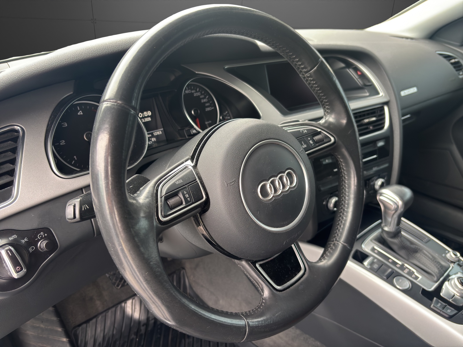 AUDI A5 Sportback 2.0 TDI quattro S-tronic-showroom-element-3
