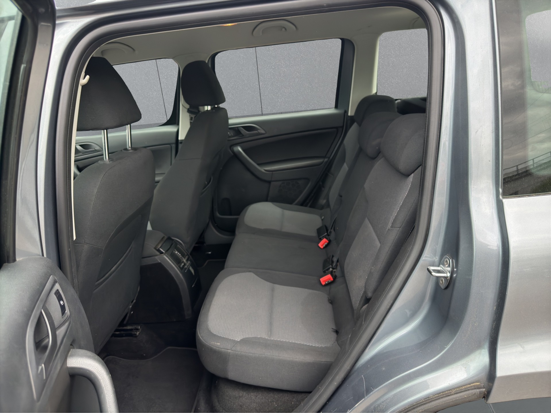 SKODA Yeti 2.0 TDI Active 4x4-image-10