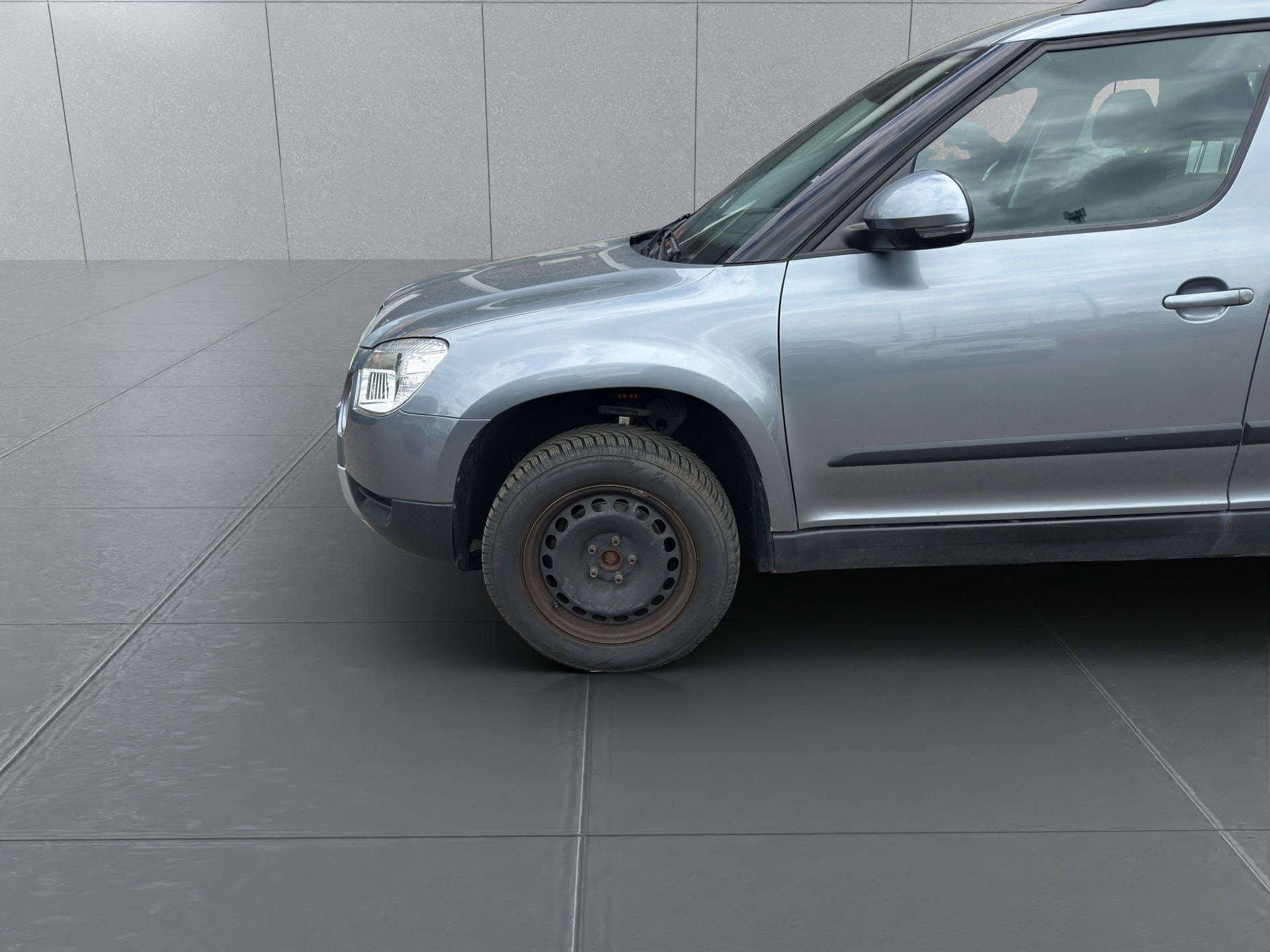 SKODA Yeti 2.0 TDI Active 4x4-image-13