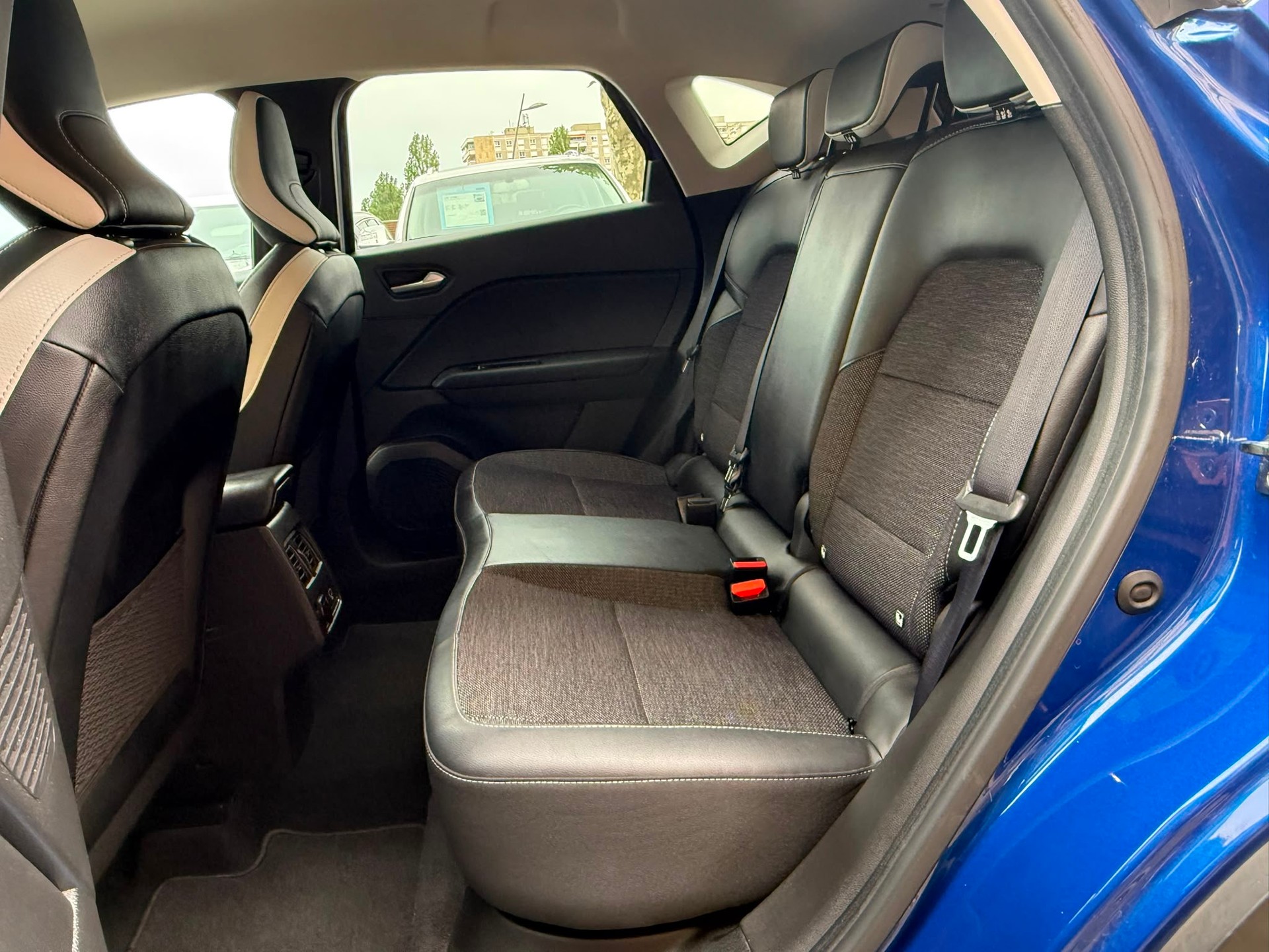 RENAULT Captur 1.3 TCe EDC Zen EDC-image-10