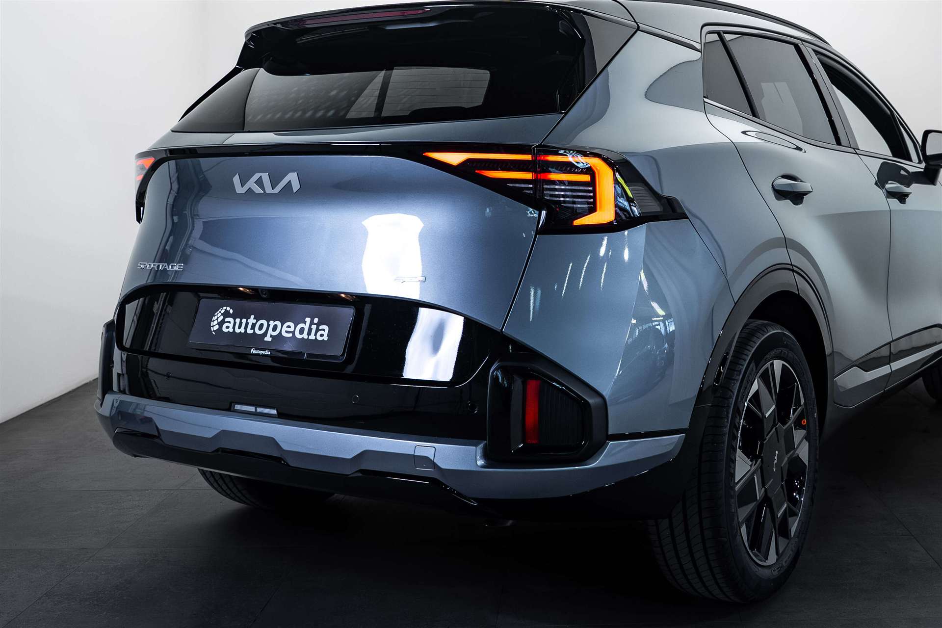 KIA Sportage 1.6T-GDi HEV GT-Line 239PS 4x4 Automat NEUES MODELL-image-3