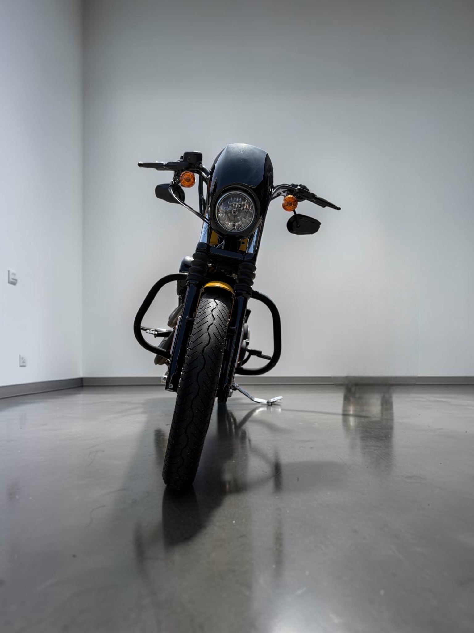 HARLEY-DAVIDSON XL 883 N Sportster Iron ABS-image-13