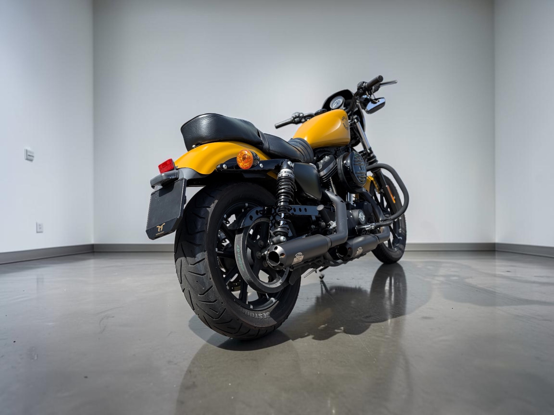 HARLEY-DAVIDSON XL 883 N Sportster Iron ABS-image-4