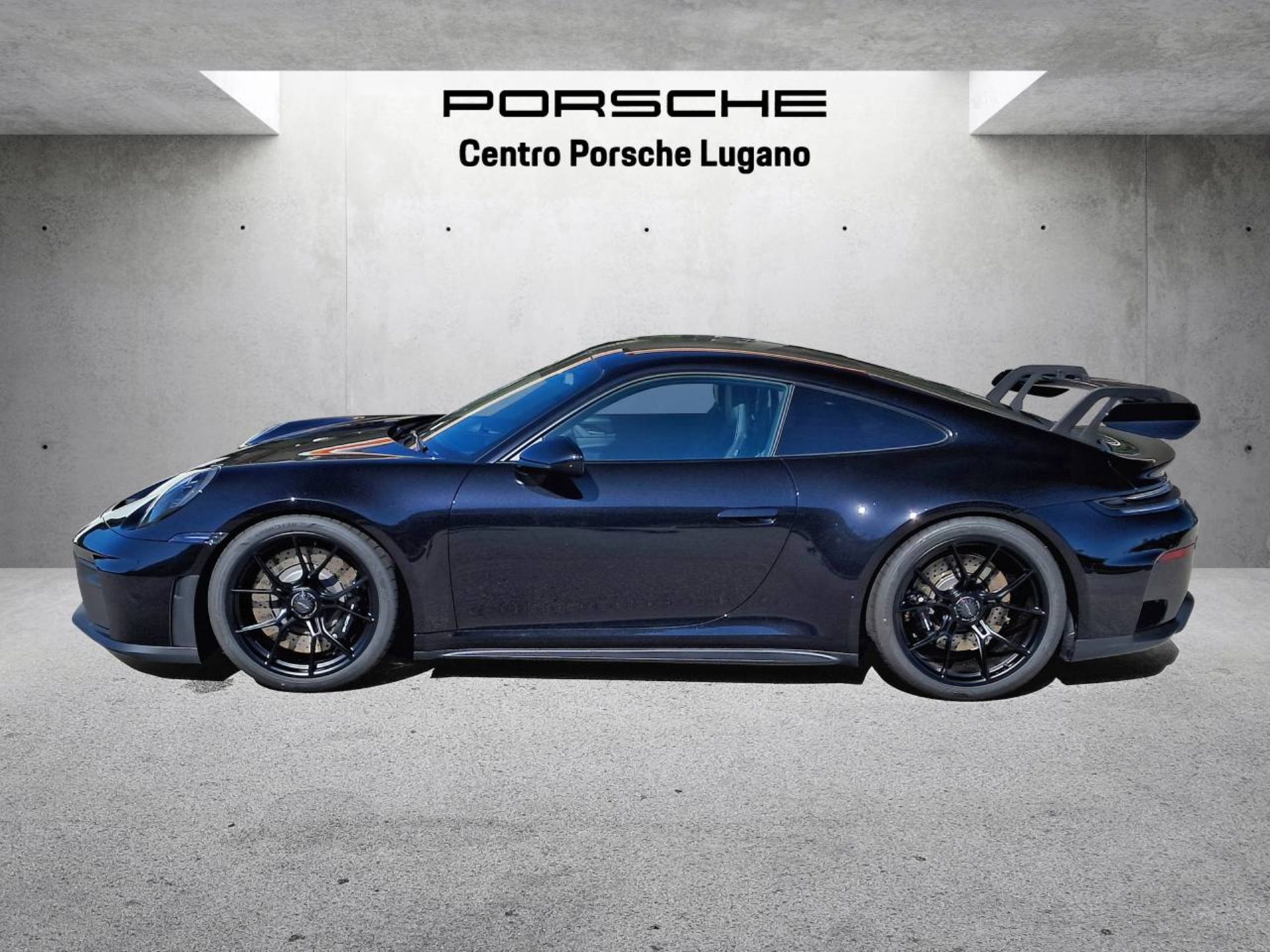 PORSCHE 911 GT3-image-1