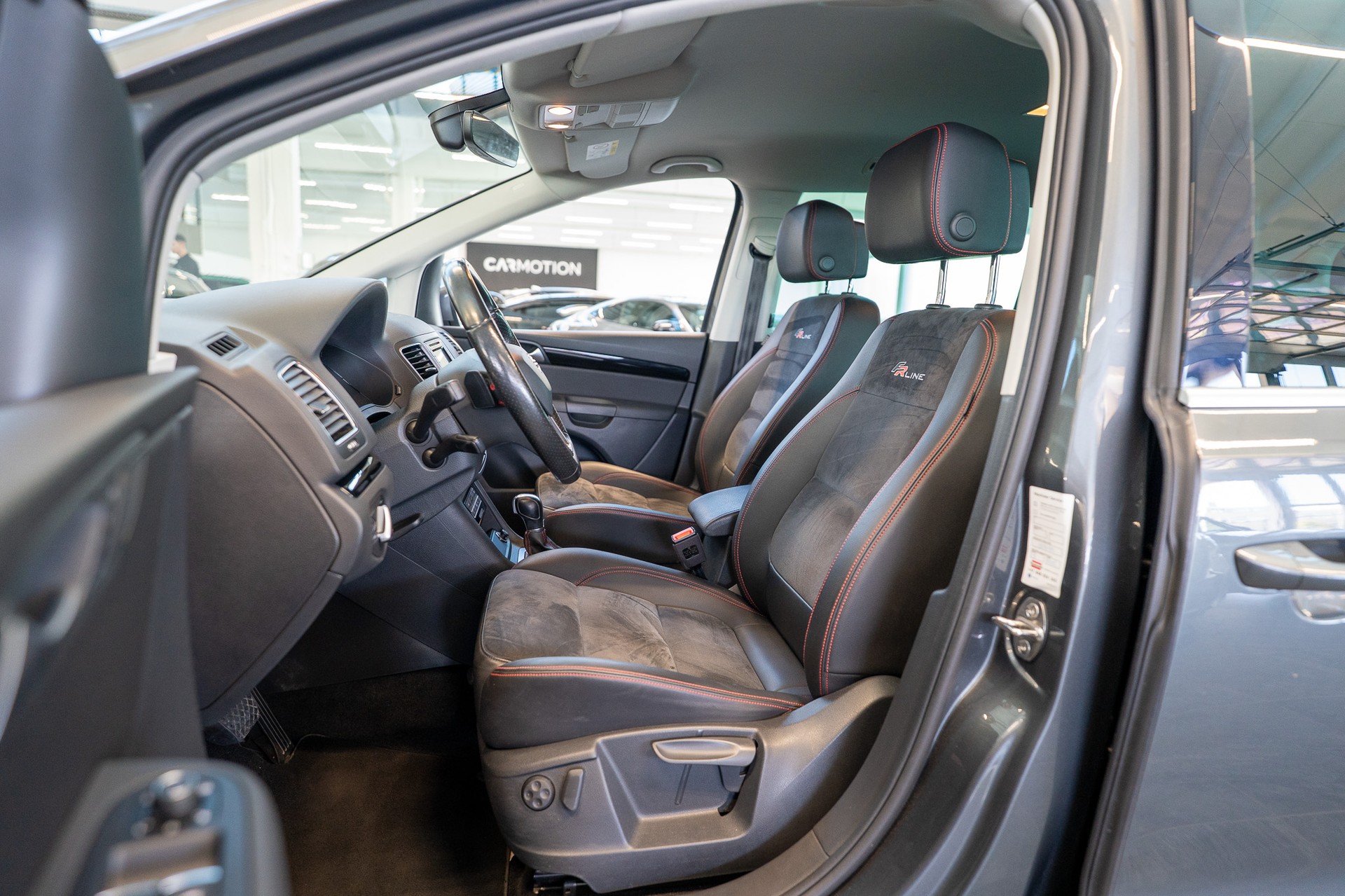 SEAT Alhambra 2.0 TDI 150 Hola FR-Lina DSG / 7 Sitze / EL. Schiebetüren-image-9