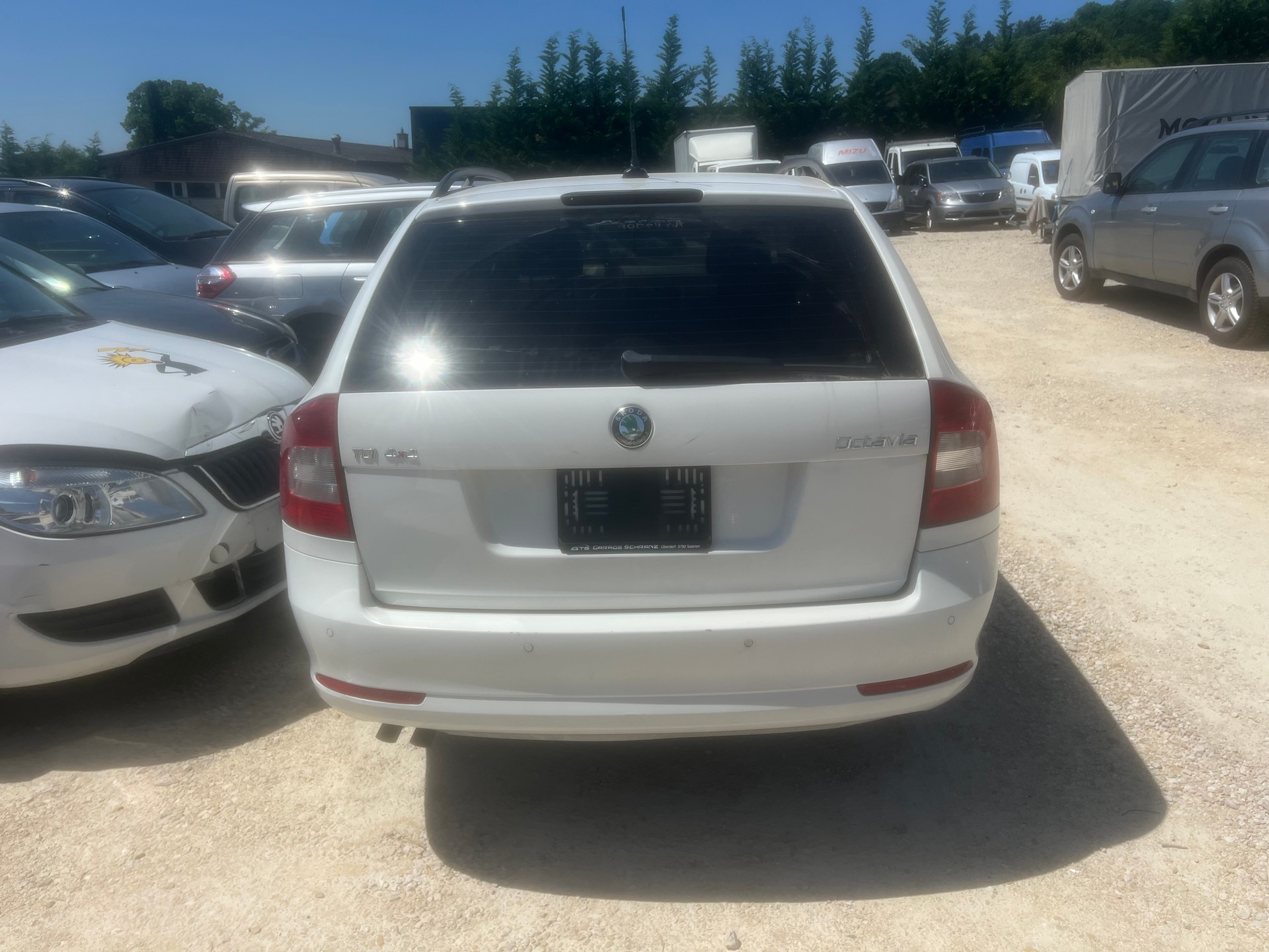 SKODA Octavia Combi 2.0 TDI Swiss Adventure 4x4-image-9