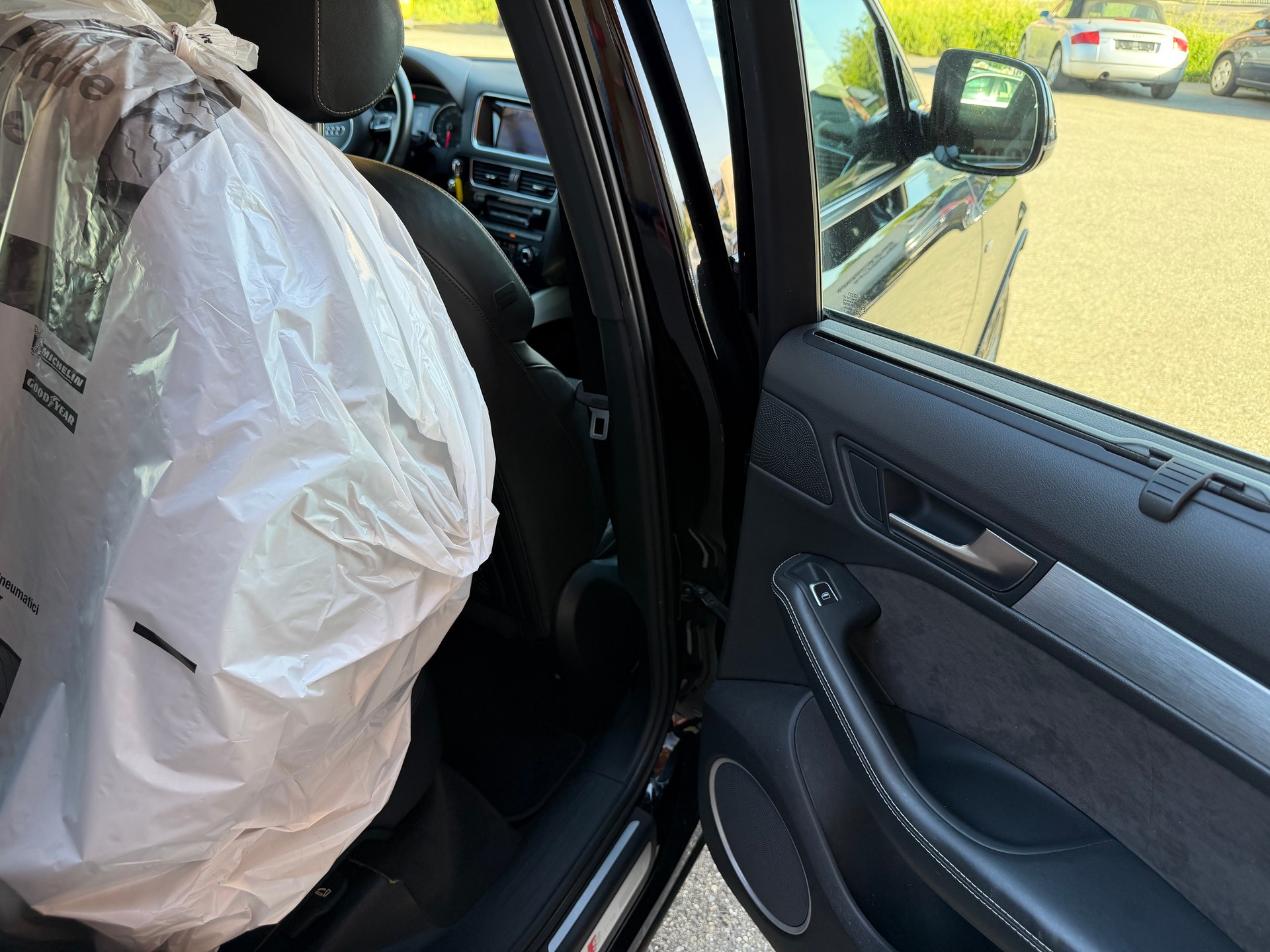 AUDI Q5 3.0 TDI clean quattro S-tronic-image-6