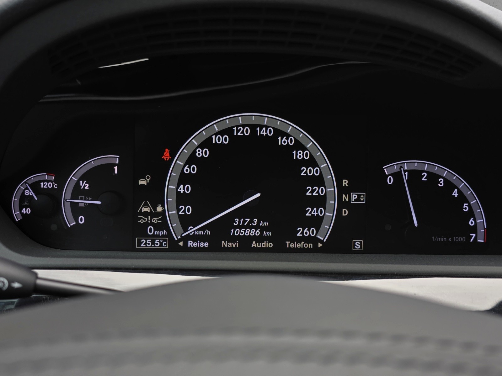 MERCEDES-BENZ S 350 BlueEfficiency SS 4Matic 7G-Tronic-image-17