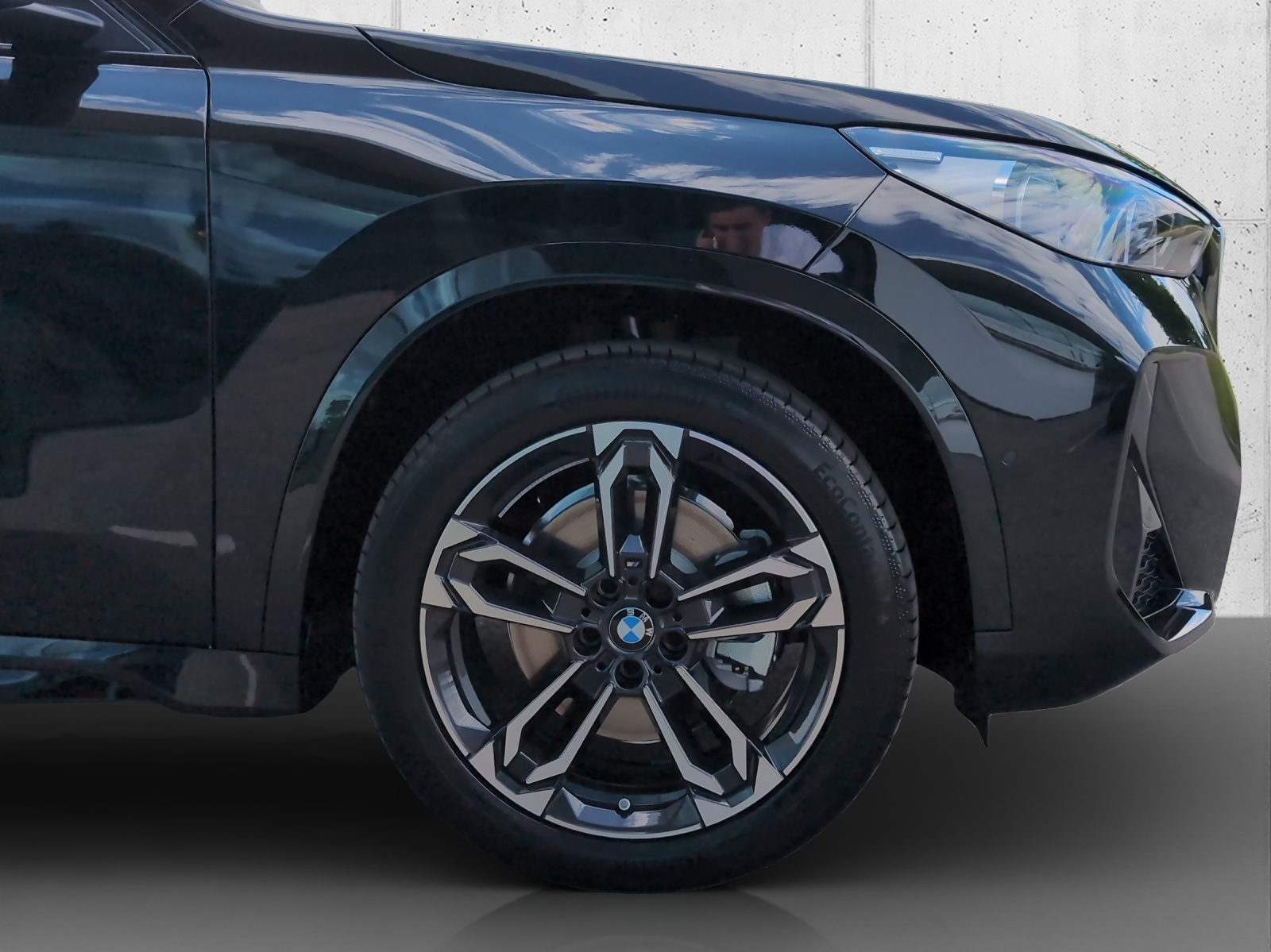 BMW iX1 xDrive 30 Ed. M Sport-image-8
