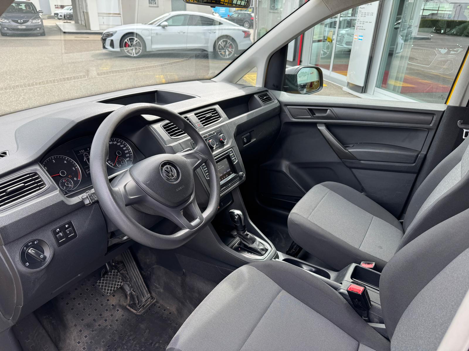 VW Caddy Maxi 2.0TDI 4Motion BlueMotion Technology DSG 4x4 mit Klima & AHK-image-8