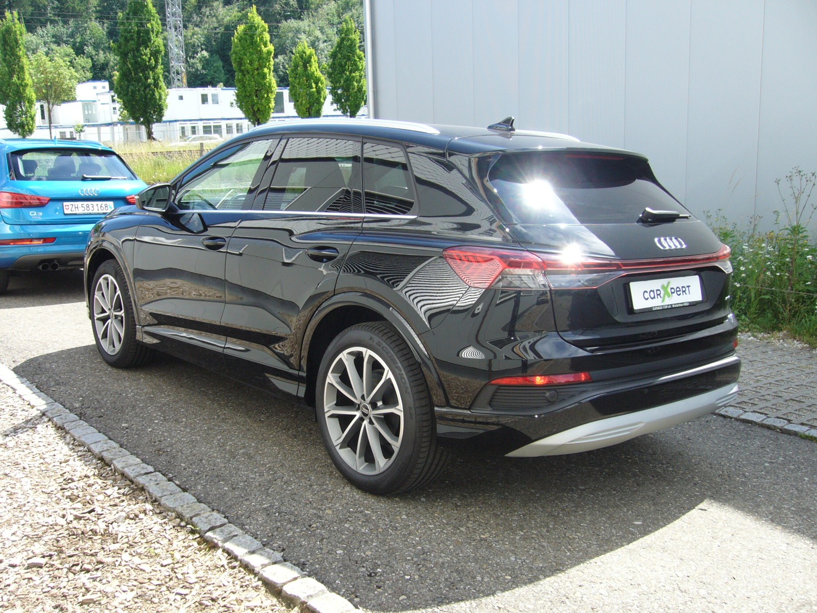 AUDI Q4 e-tron 50 quattro 299 PS-image-2