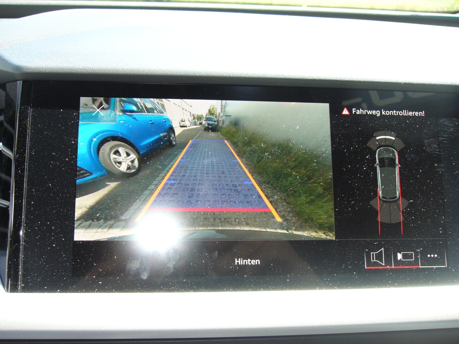 AUDI Q4 e-tron 50 quattro 299 PS-image-6