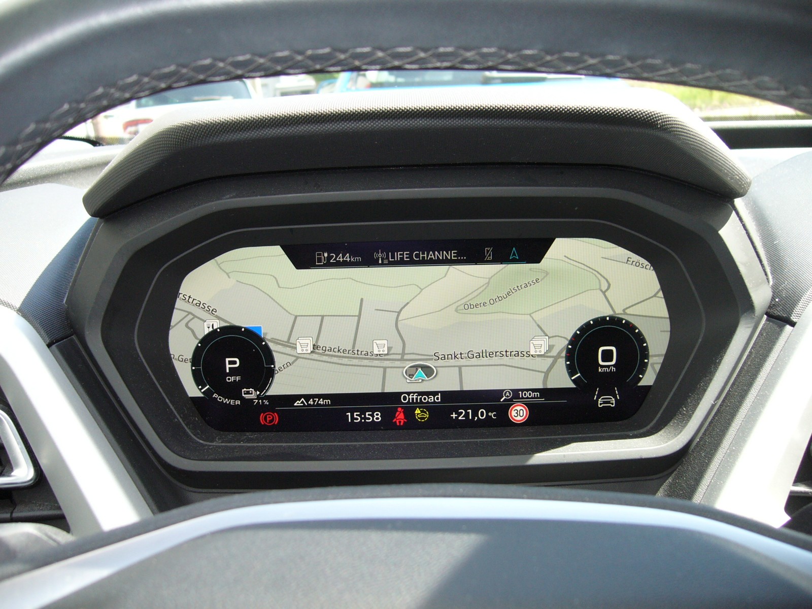 AUDI Q4 e-tron 50 quattro 299 PS-image-8