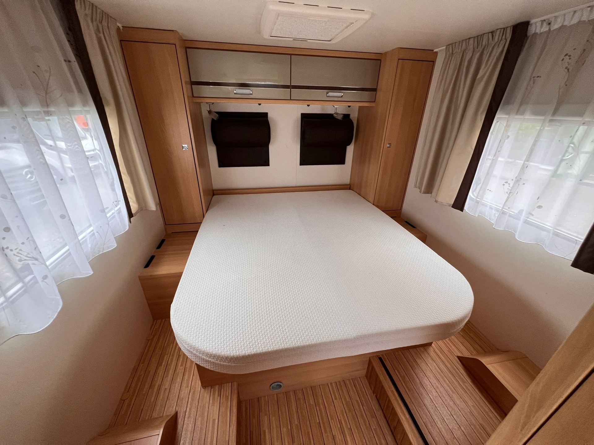 DETHLEFFS Globe ST 685-image-13