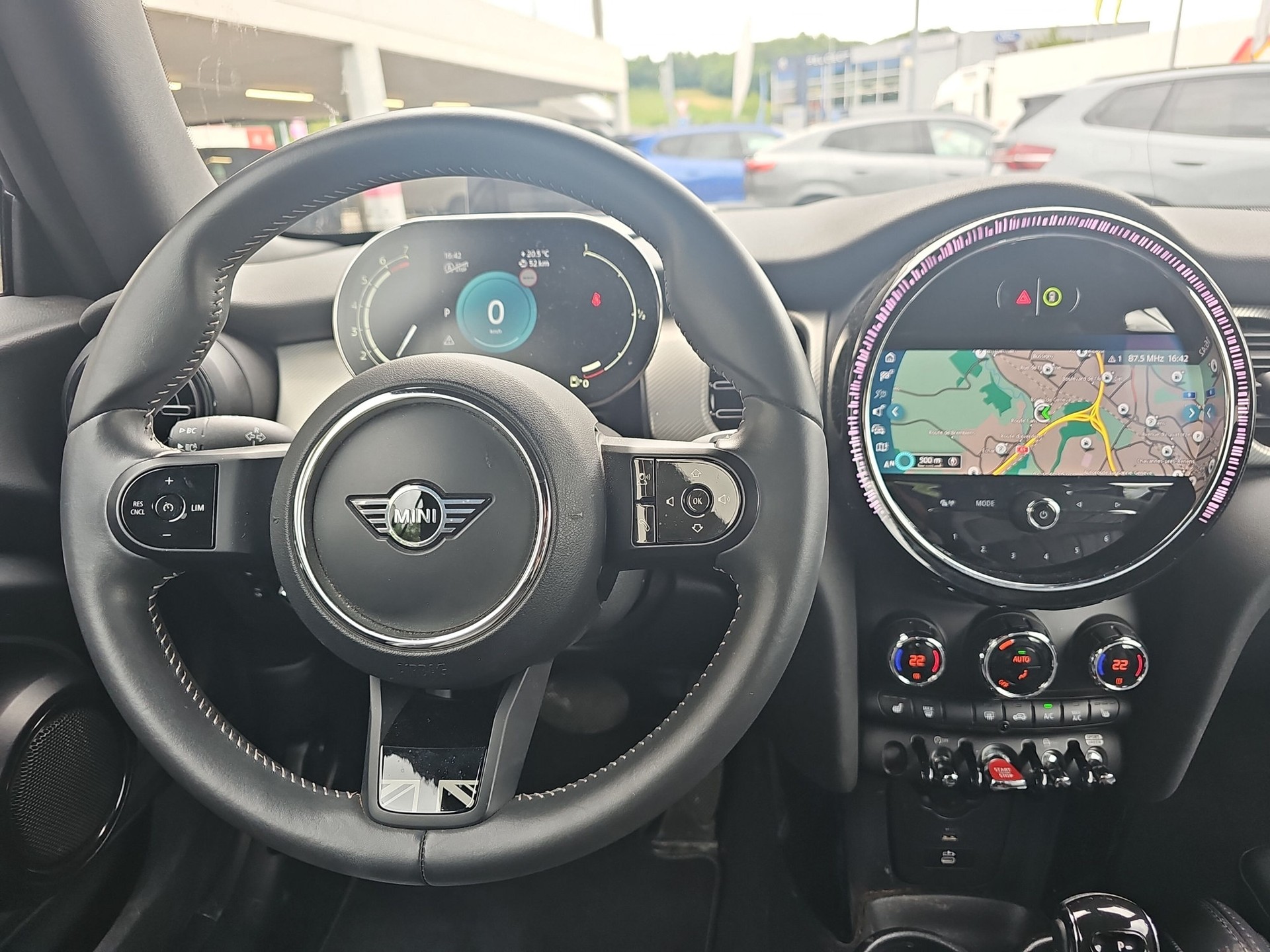 MINI Cooper S Cabriolet-image-11