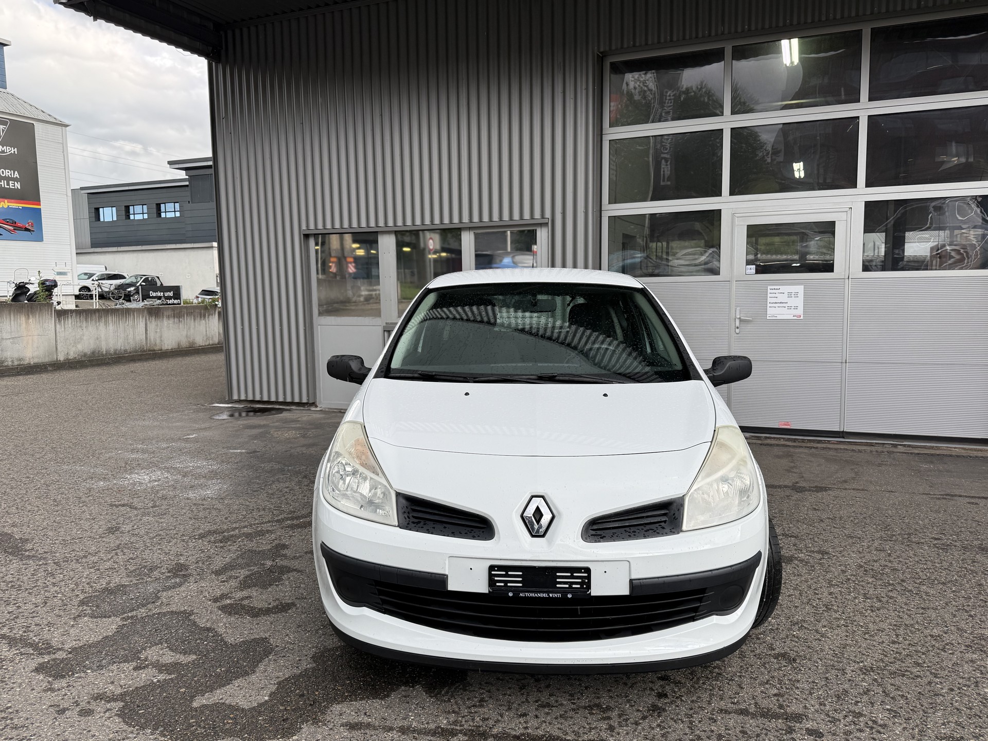 RENAULT Clio 1.2 16V Expression-image-1