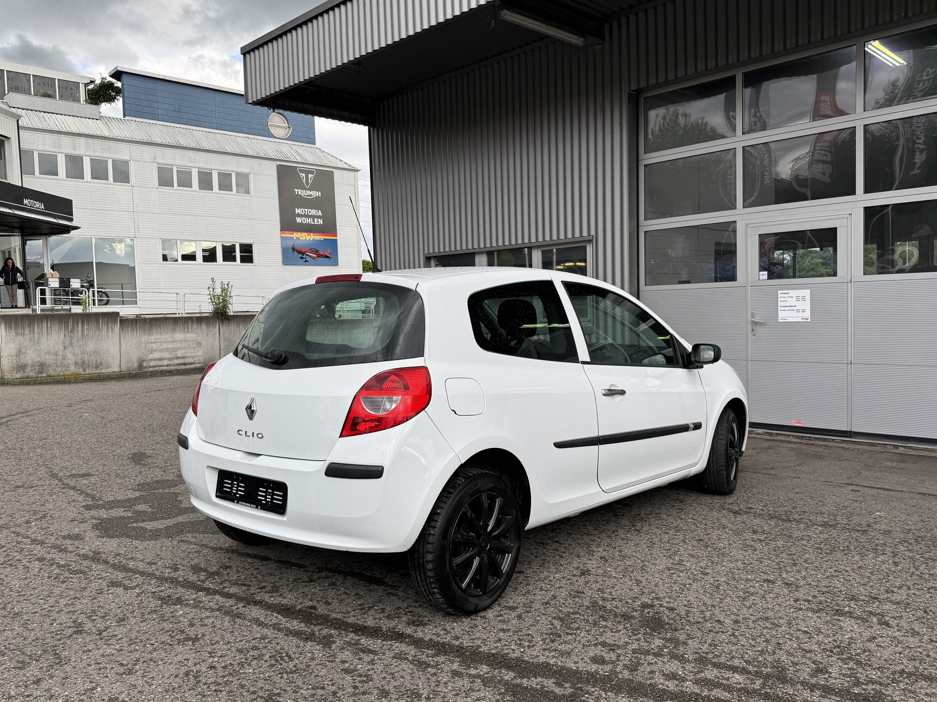RENAULT Clio 1.2 16V Expression-image-4