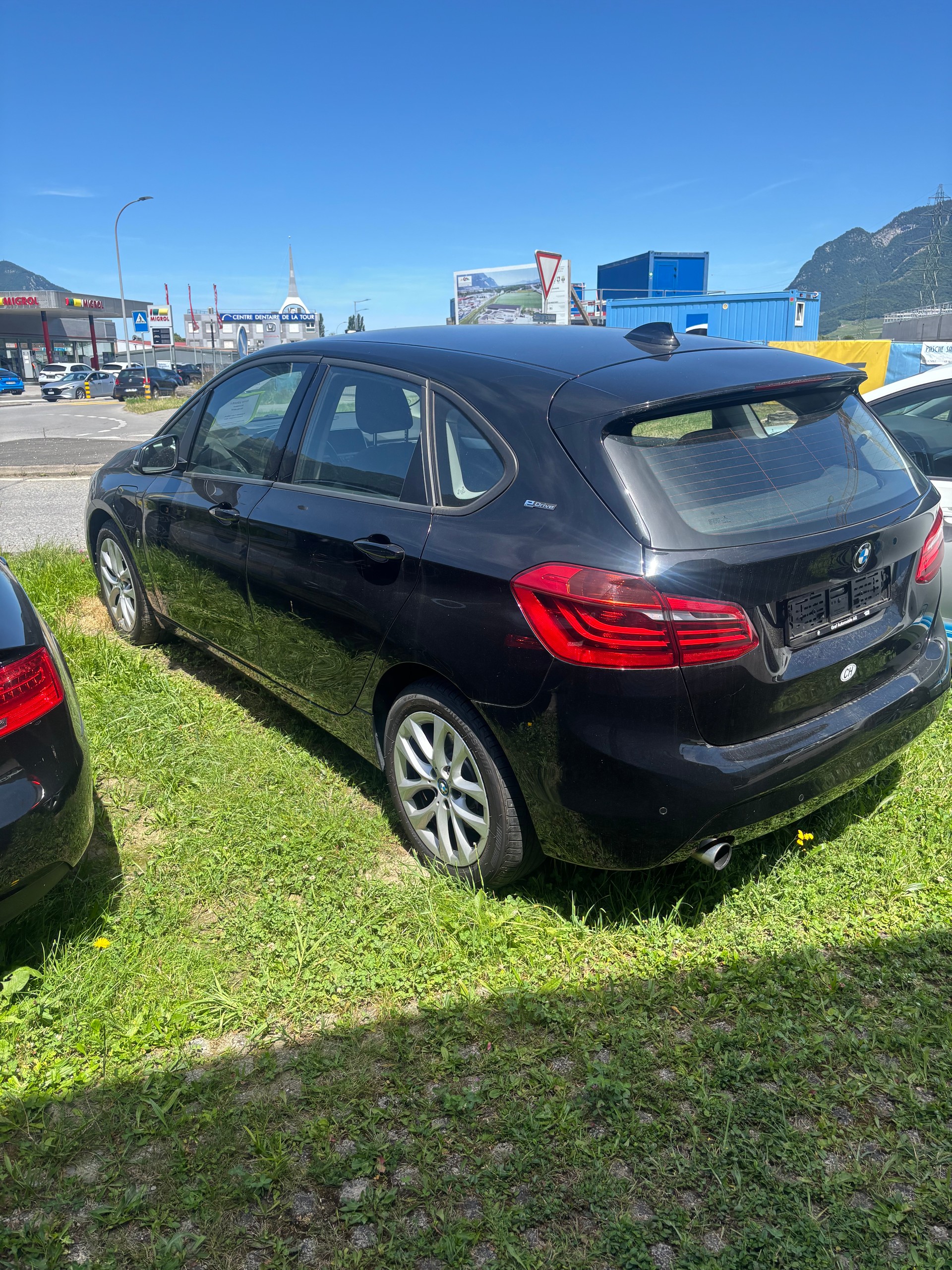 BMW 225xe iPerformance Active Tourer Steptronic-image-0