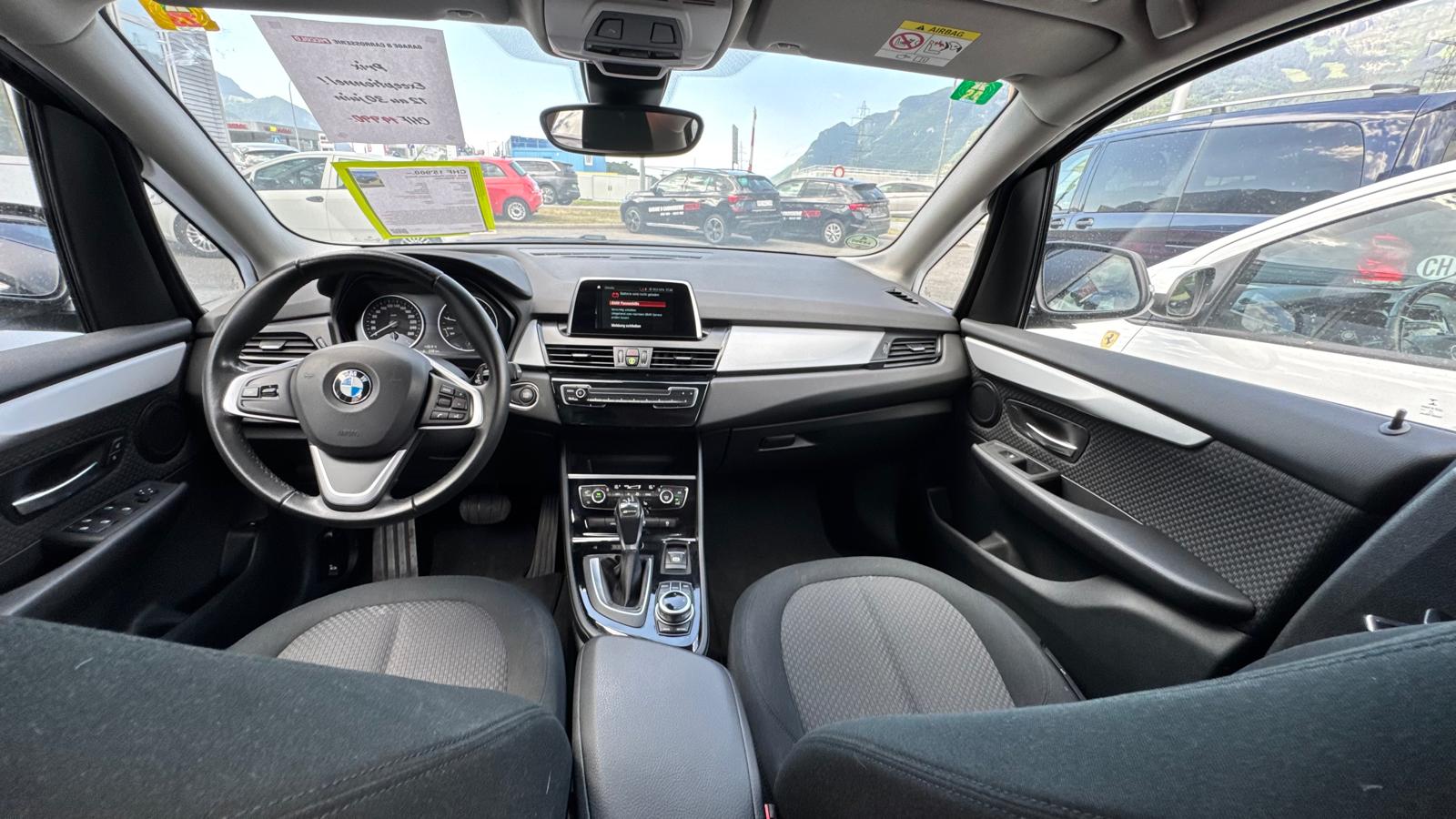 BMW 225xe iPerformance Active Tourer Steptronic-image-12