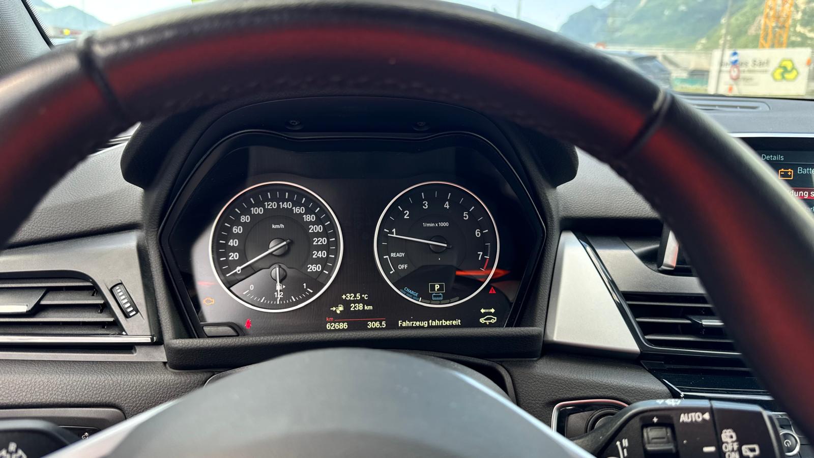 BMW 225xe iPerformance Active Tourer Steptronic-image-8