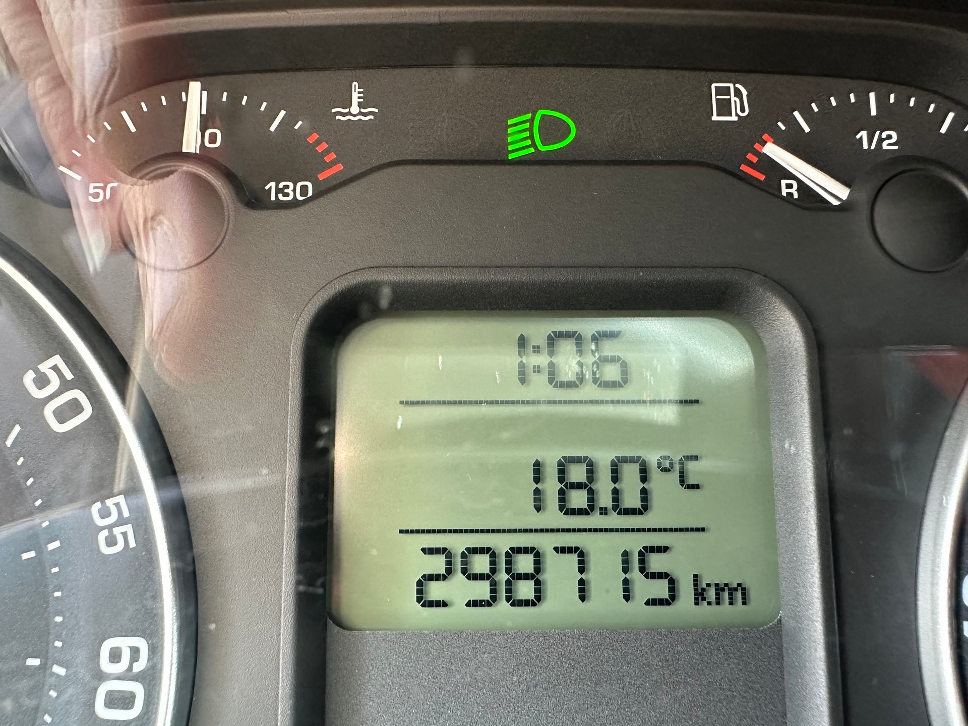 SKODA Octavia 2.0 FSI Adventure 4x4-image-12