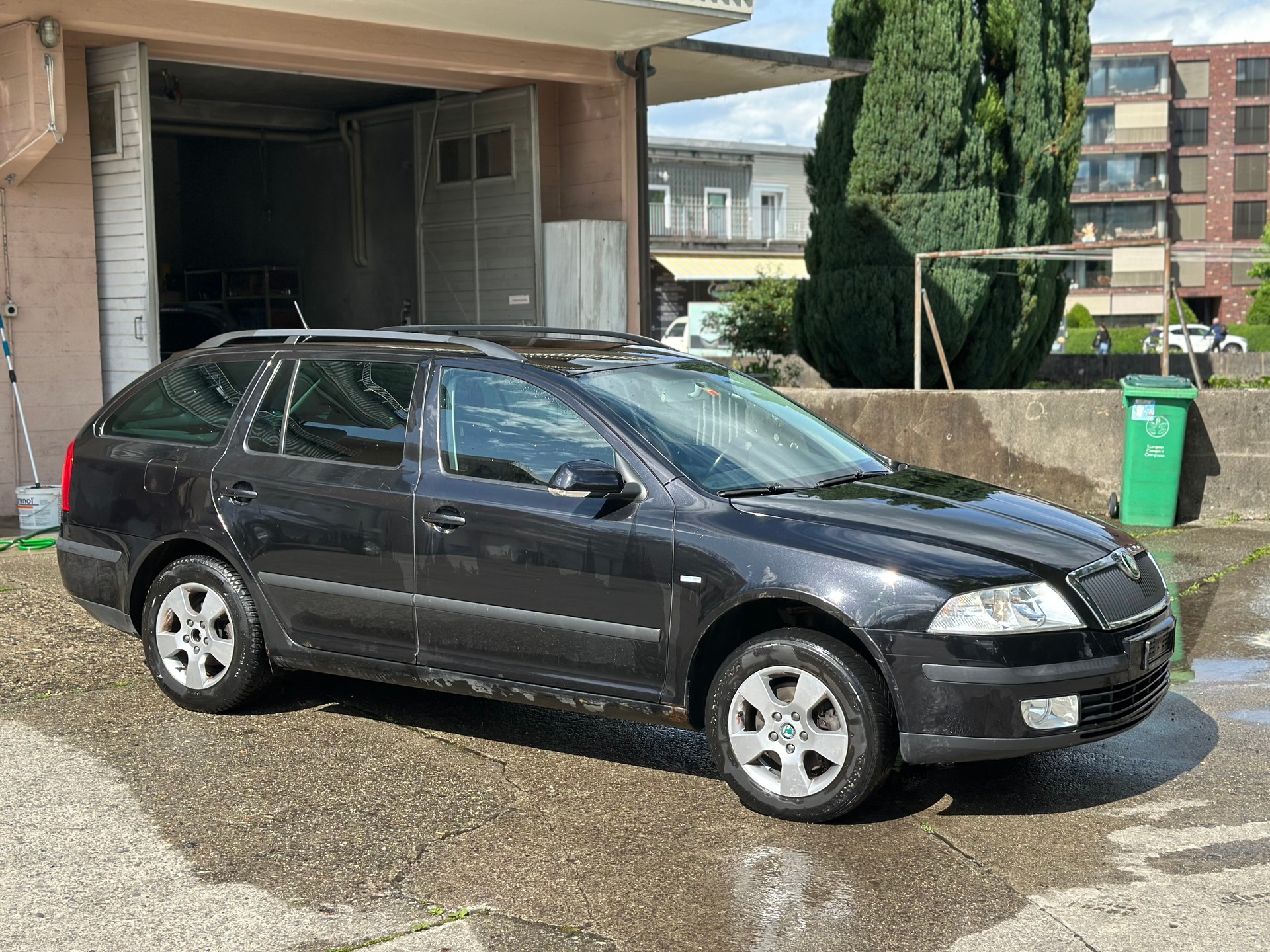 SKODA Octavia 2.0 FSI Adventure 4x4-image-1