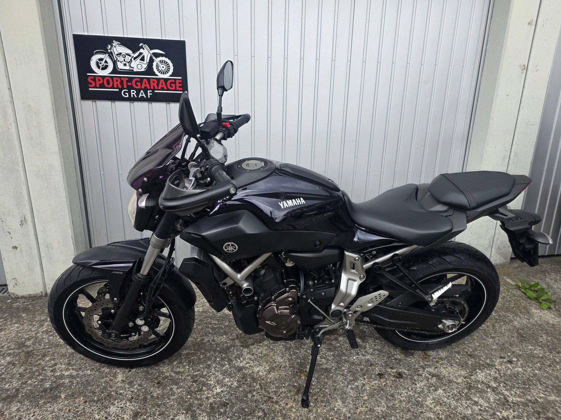 YAMAHA MT-07 ABS-showroom-element-1