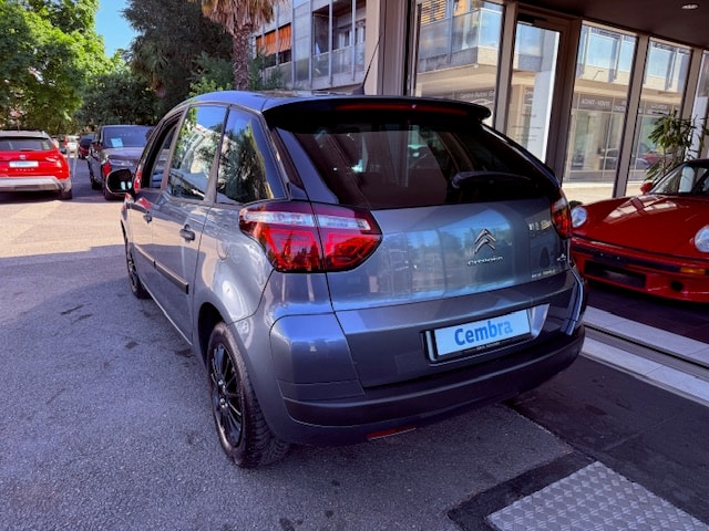 CITROEN C4 Picasso 1.6i 16V Attraction-image-4