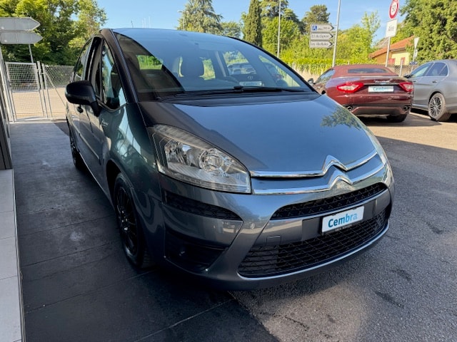 CITROEN C4 Picasso 1.6i 16V Attraction-image-2