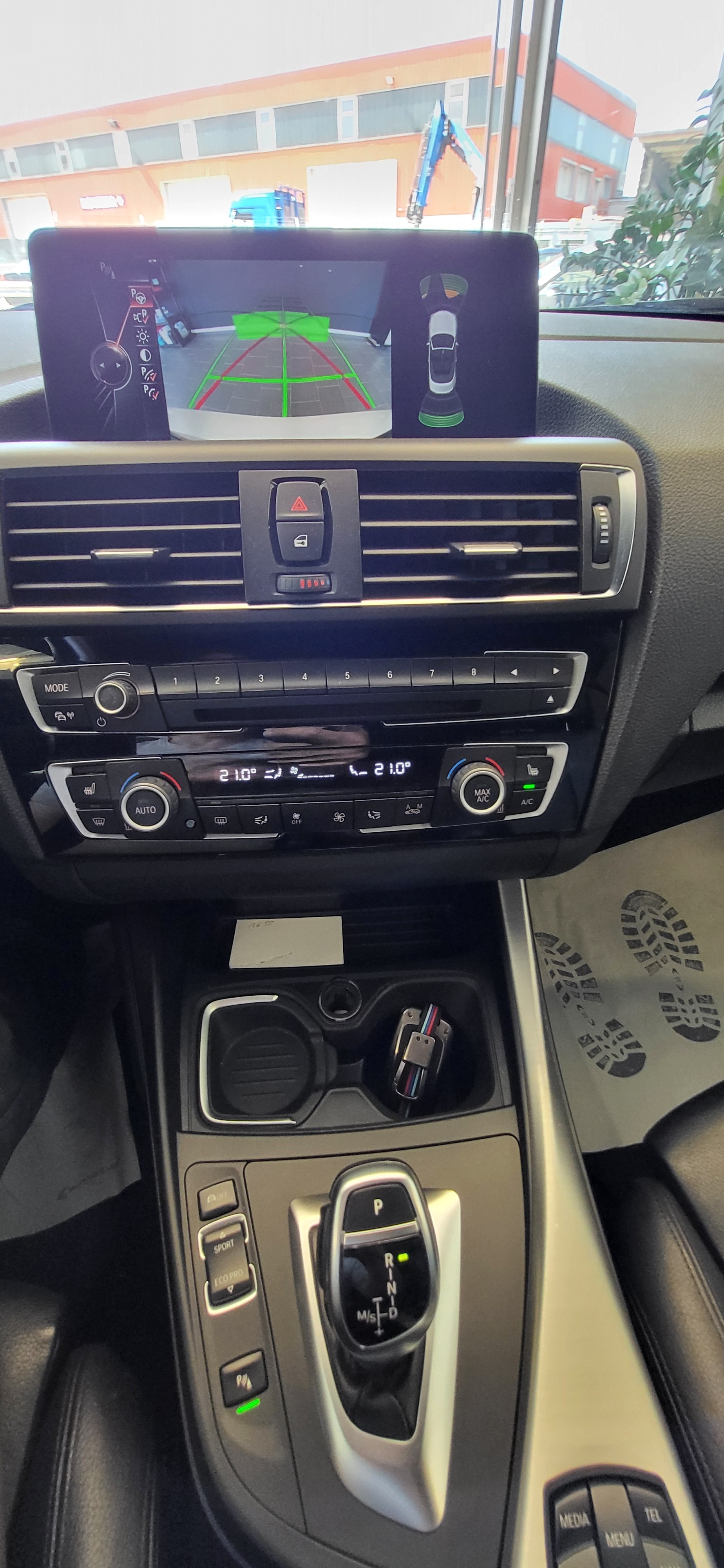 BMW M235i xDrive Steptronic-image-8