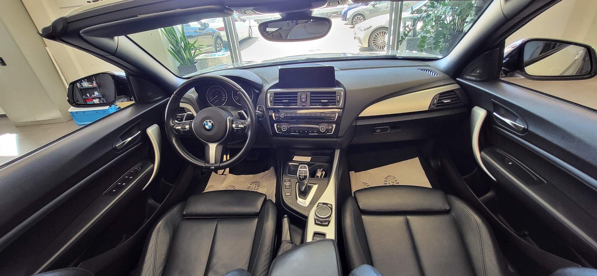 BMW M235i xDrive Steptronic-image-5