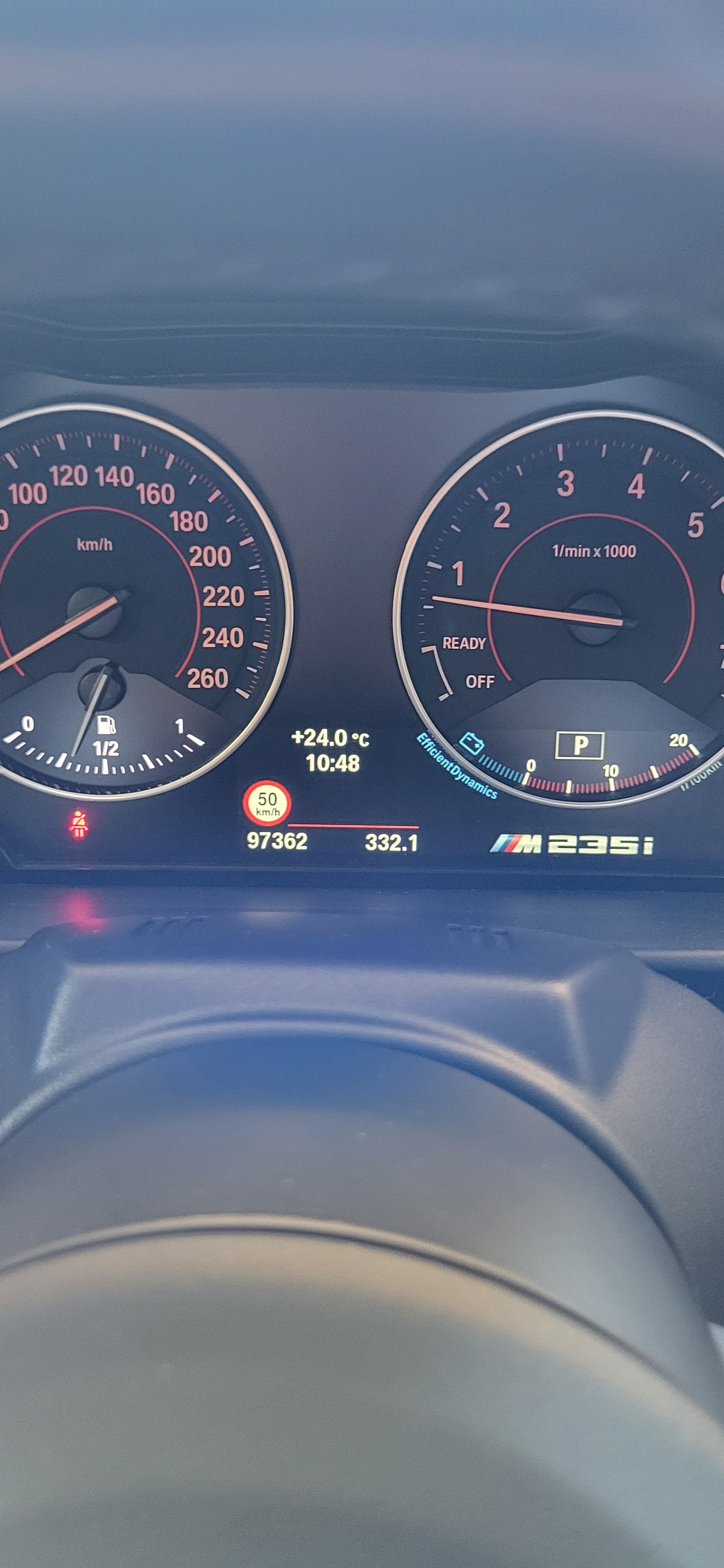 BMW M235i xDrive Steptronic-image-9