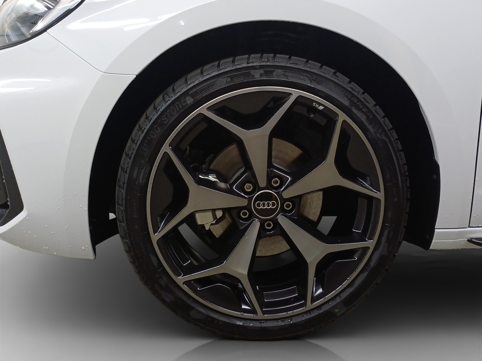 AUDI A1 Sportback 30 TFSI S Line S-tronic-image-15