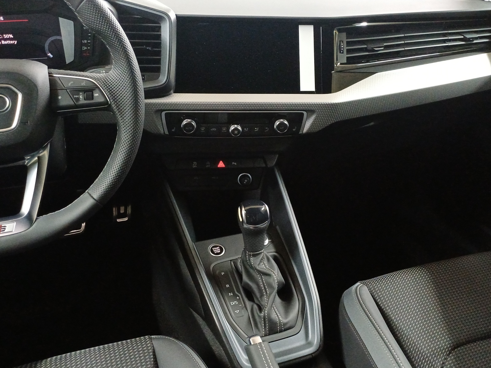 AUDI A1 Sportback 30 TFSI S Line S-tronic-image-10