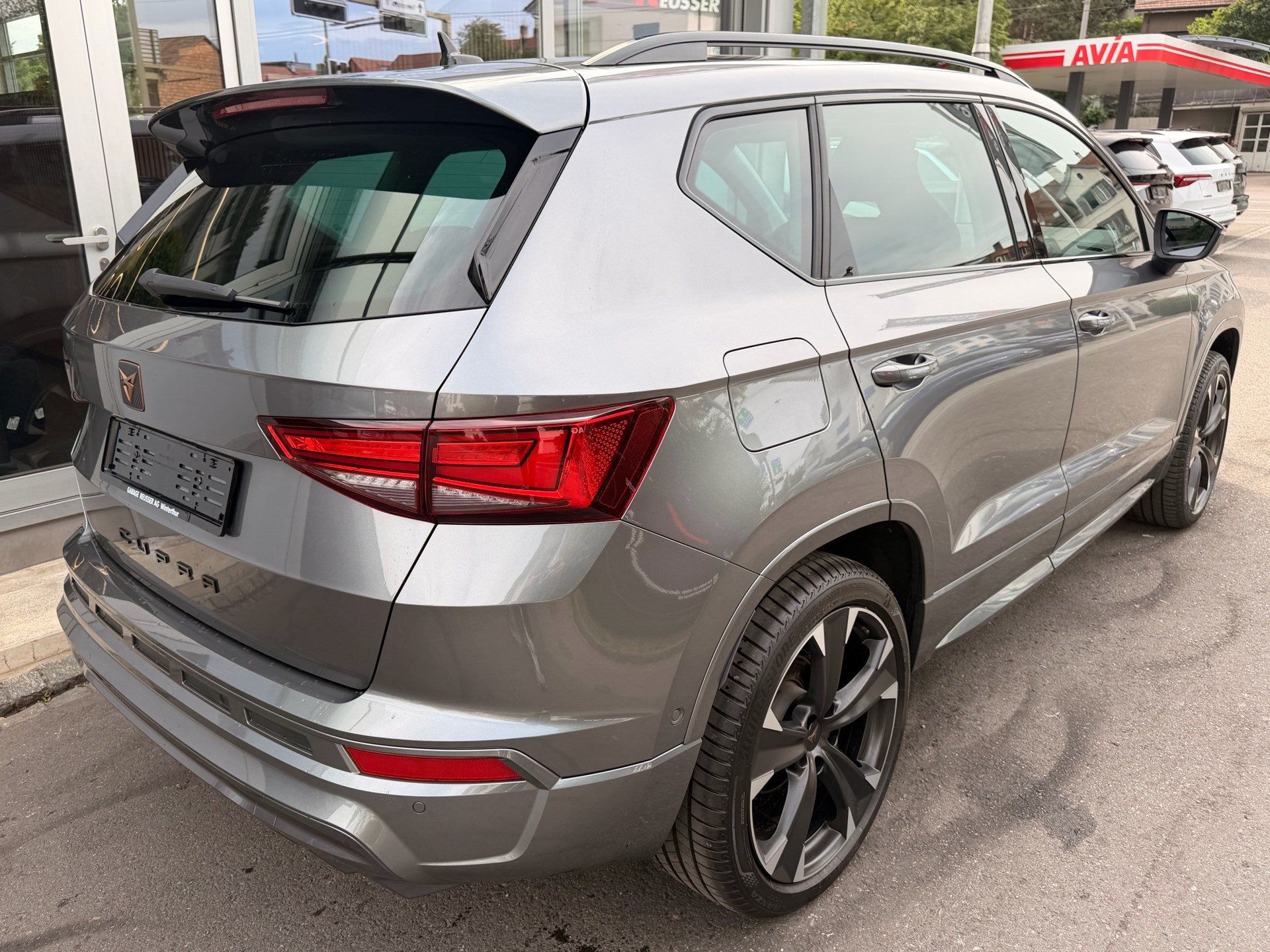 CUPRA Ateca 2.0 TSI 4DRIVE *** PANORAMADACH & ANHÄNGERKUPPLUNG ***-showroom-element-3