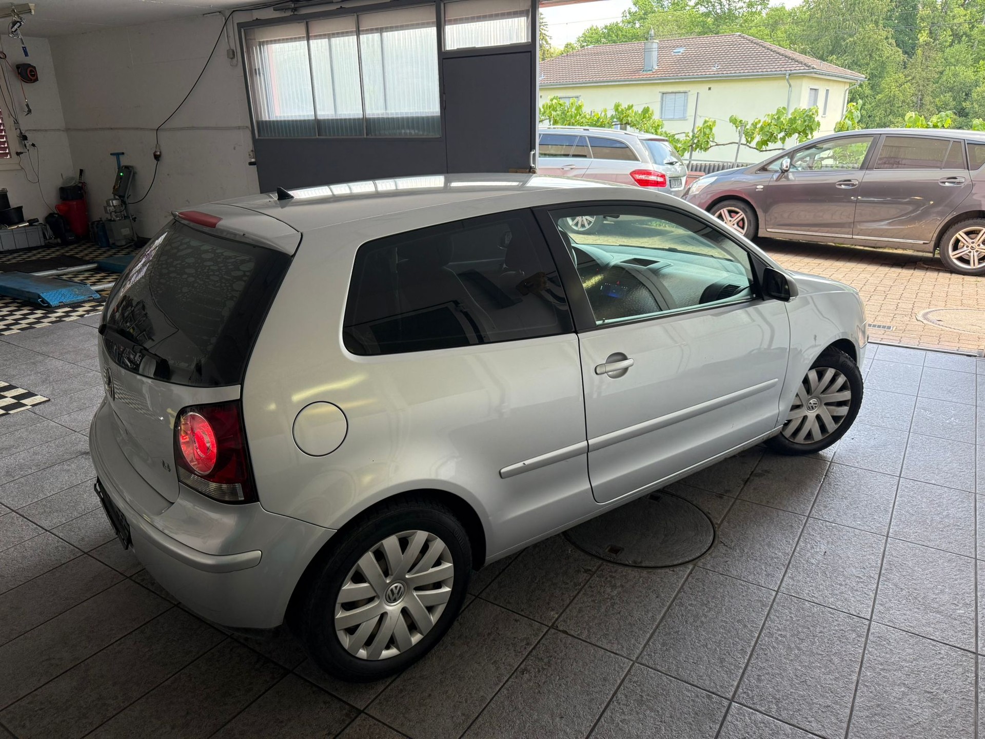 VW Polo 1.4 16V Sportline-image-2