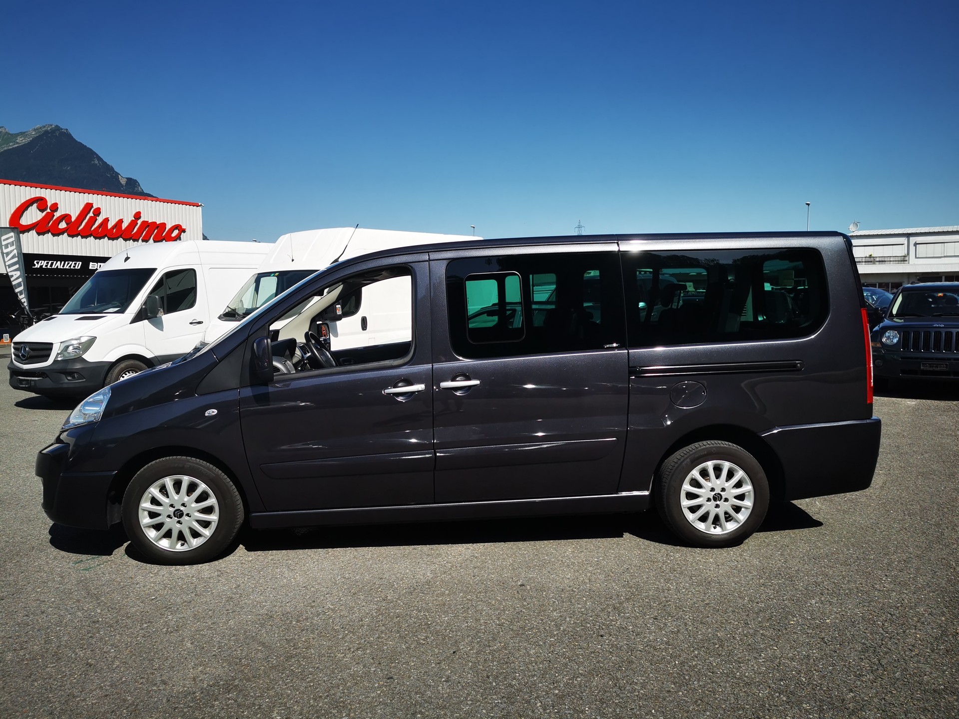 CITROEN Jumpy 2.0 HDi L2H1 Exclusive A-image-3